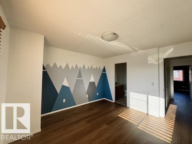 https://zimg.paragon.ice.com/ParagonImages/Property/PM/RAE/225390809/18/0/0/716f1f06184b290440983e141605ef80/1/06c611530cff04ae3567932bc52240be/225390809-bd5c3cdf-9f8a-4899-84b5-551d86a97747.JPG