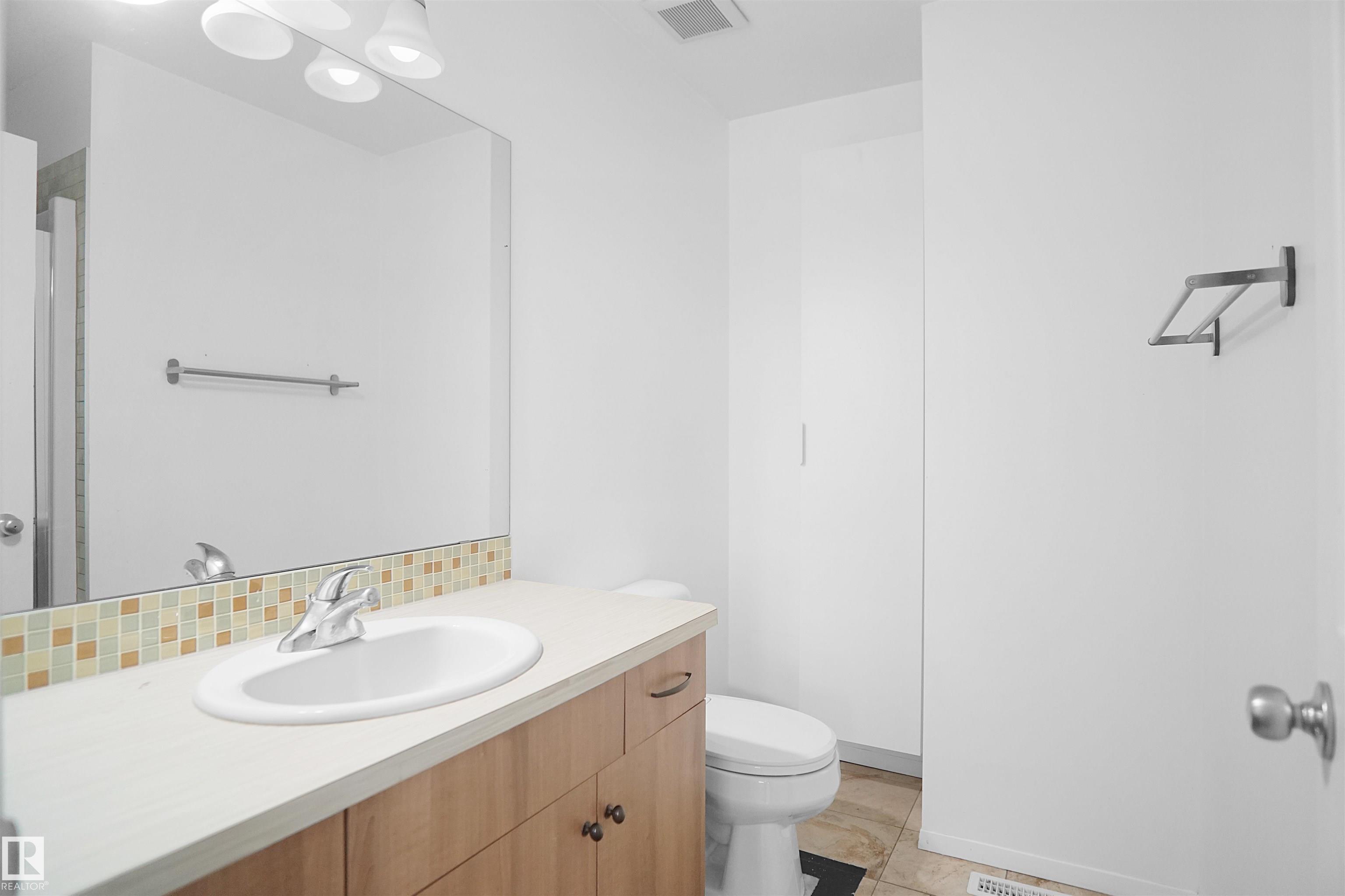 https://zimg.paragon.ice.com/ParagonImages/Property/PM/RAE/225390809/21/0/0/cf6e38233ef8e0787b2a04c9321d25ce/1/06c611530cff04ae3567932bc52240be/225390809-82abc834-da14-4cfe-a811-31091339b4f2.JPG