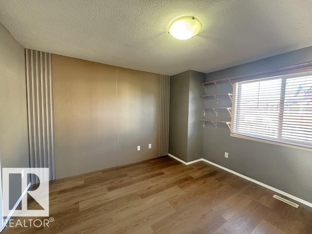 https://zimg.paragon.ice.com/ParagonImages/Property/PM/RAE/225390809/32/0/0/c597dc3f21cae7132fc3474fead731da/1/06c611530cff04ae3567932bc52240be/225390809-e0ec4541-9cfe-46af-a310-019ac65a22ef.JPG