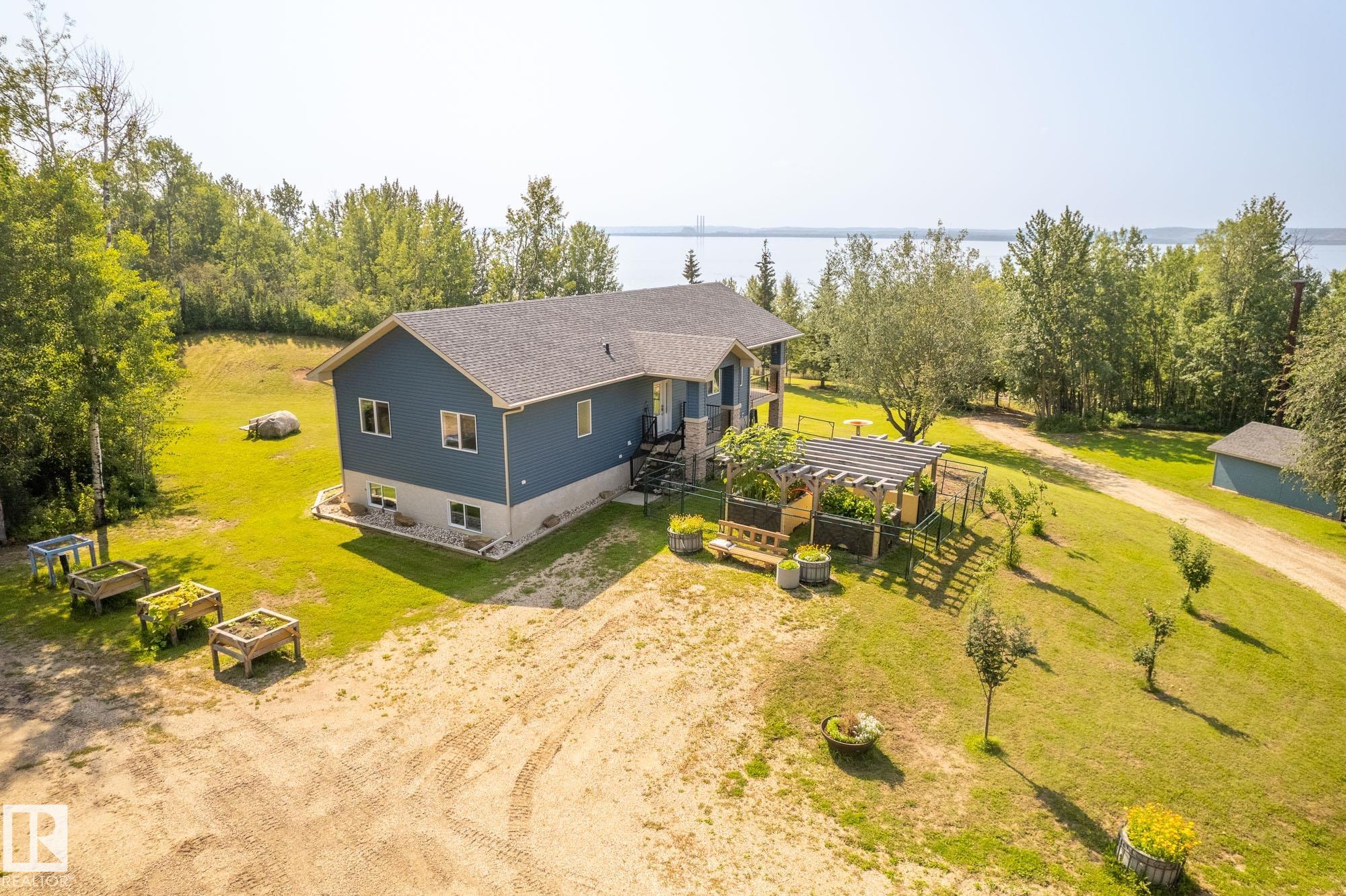Photo 13 at 4518 Lakeshore Road, Whitewood Sands, Rural Parkland County