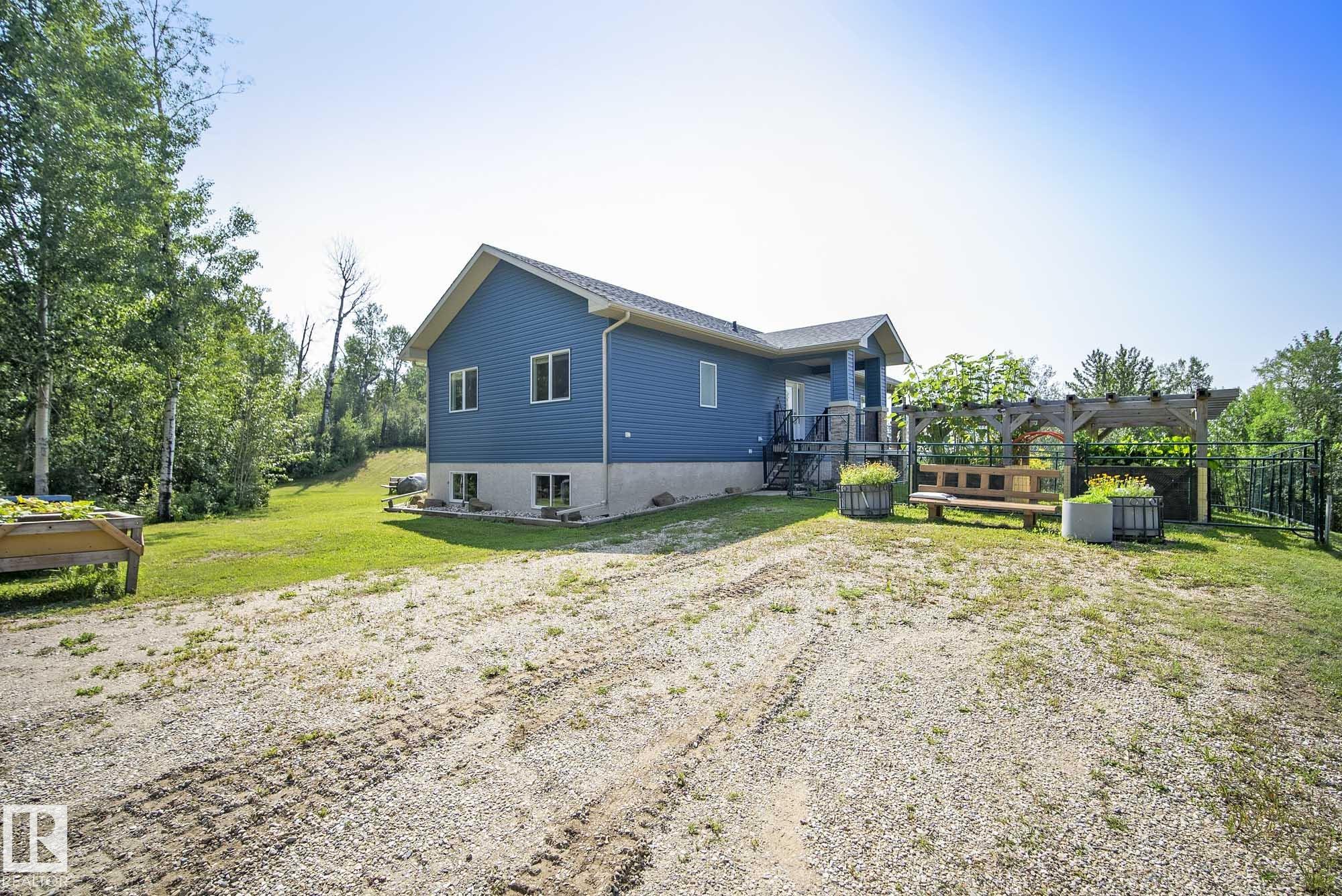 Photo 15 at 4518 Lakeshore Road, Whitewood Sands, Rural Parkland County