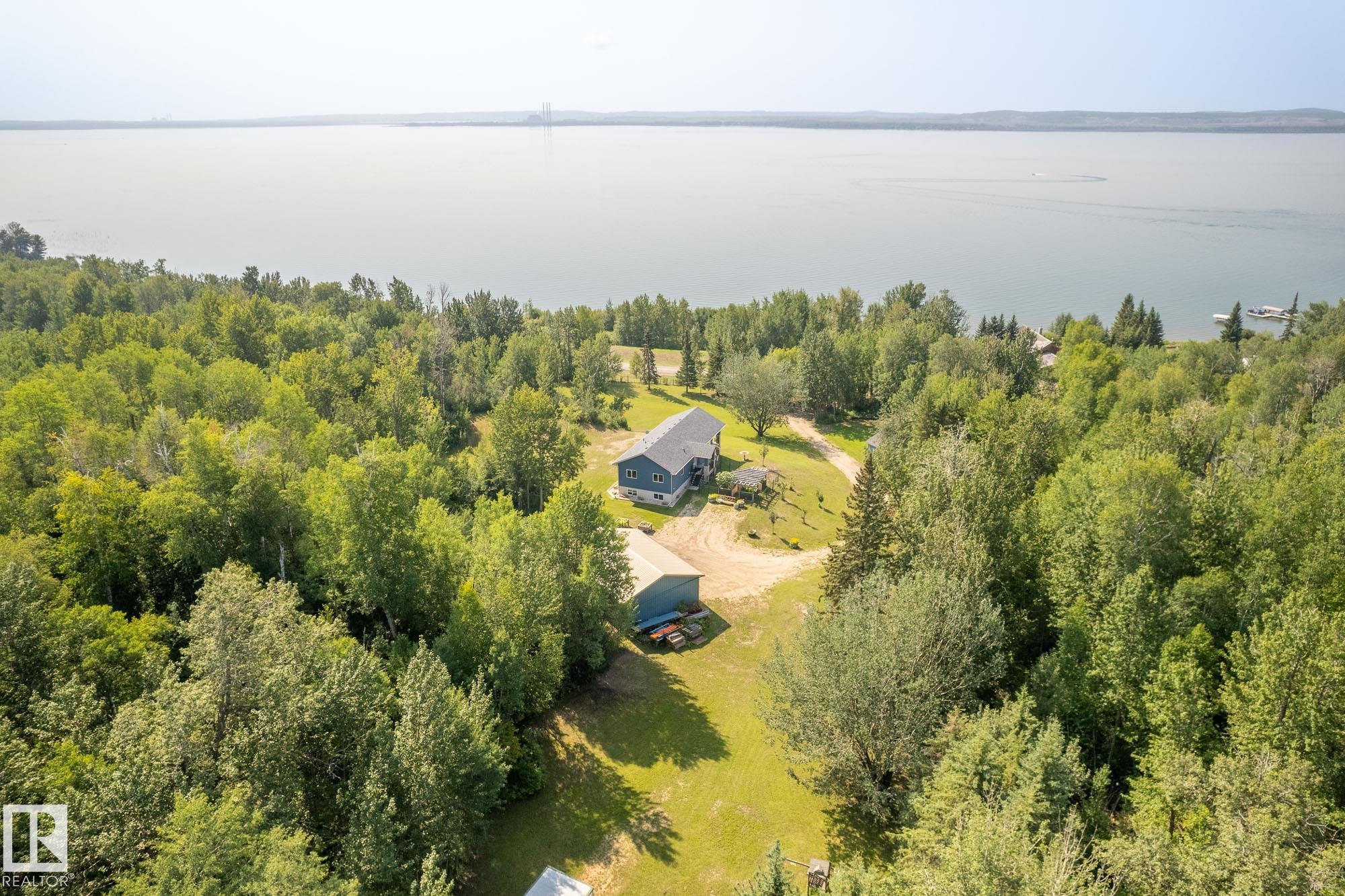 4518 Lakeshore Road, Whitewood Sands, Rural Parkland County