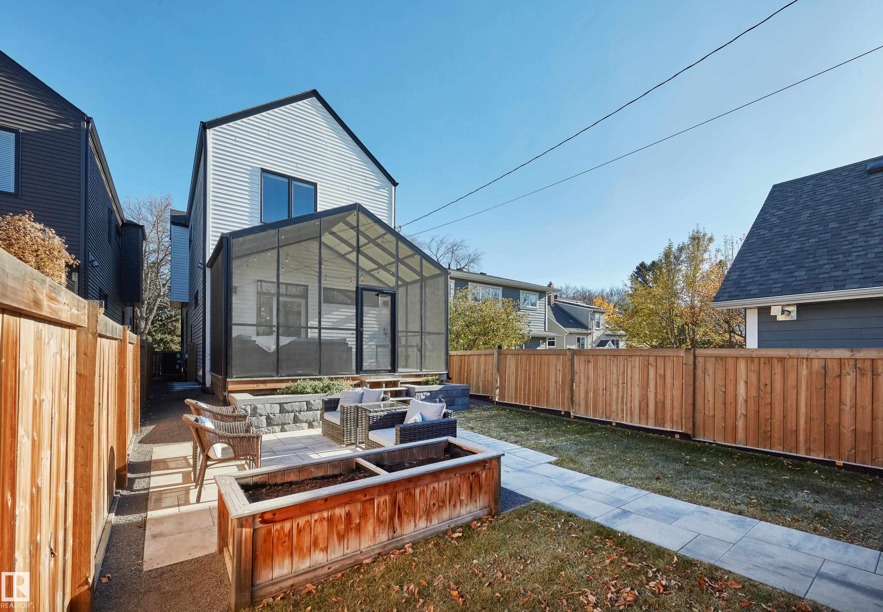 Photo 33 at 10992 128 Street NW, Westmount, Edmonton