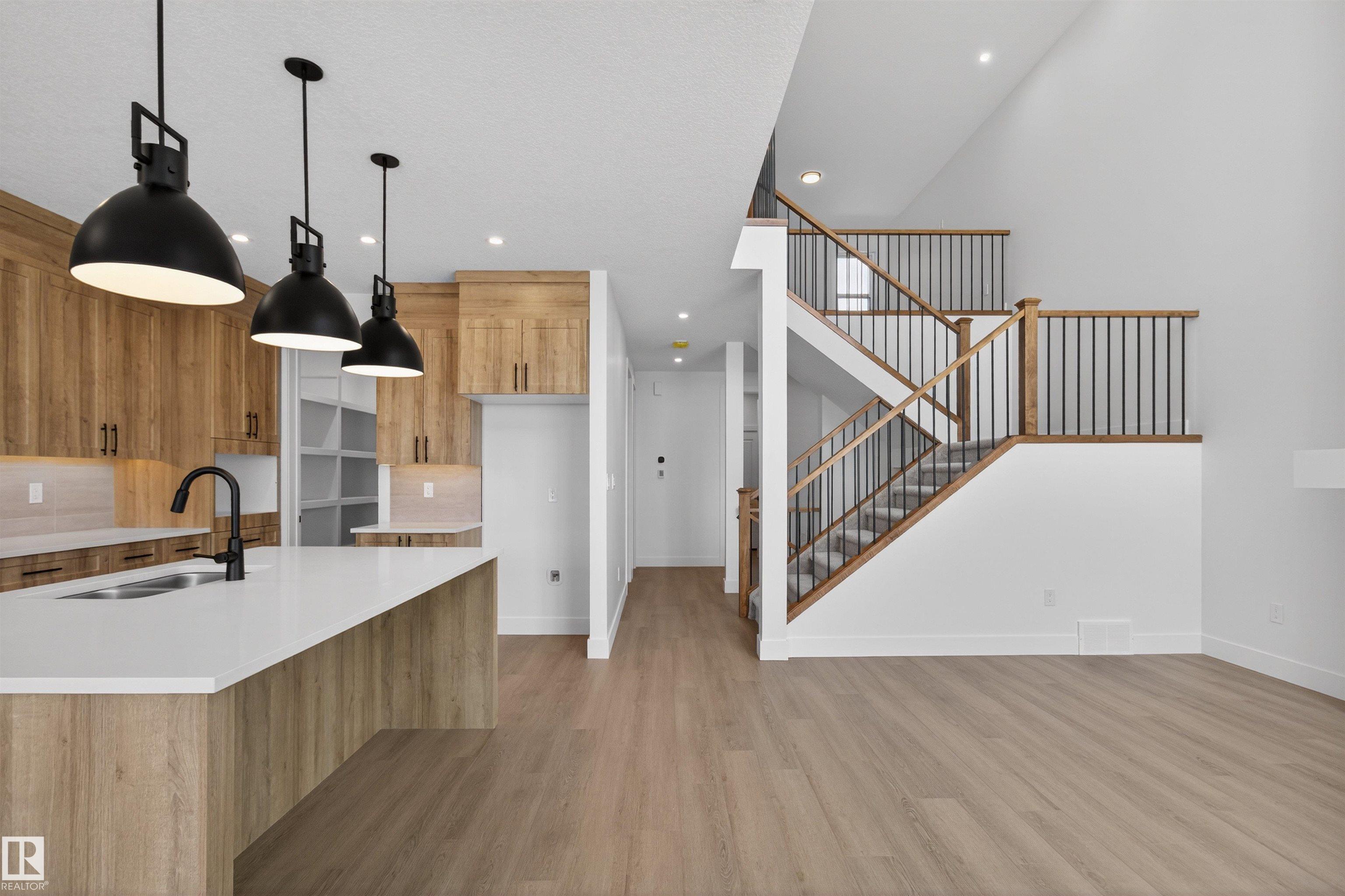 Photo 13 at 16512 34 Avenue SW, Glenridding Ravine, Edmonton