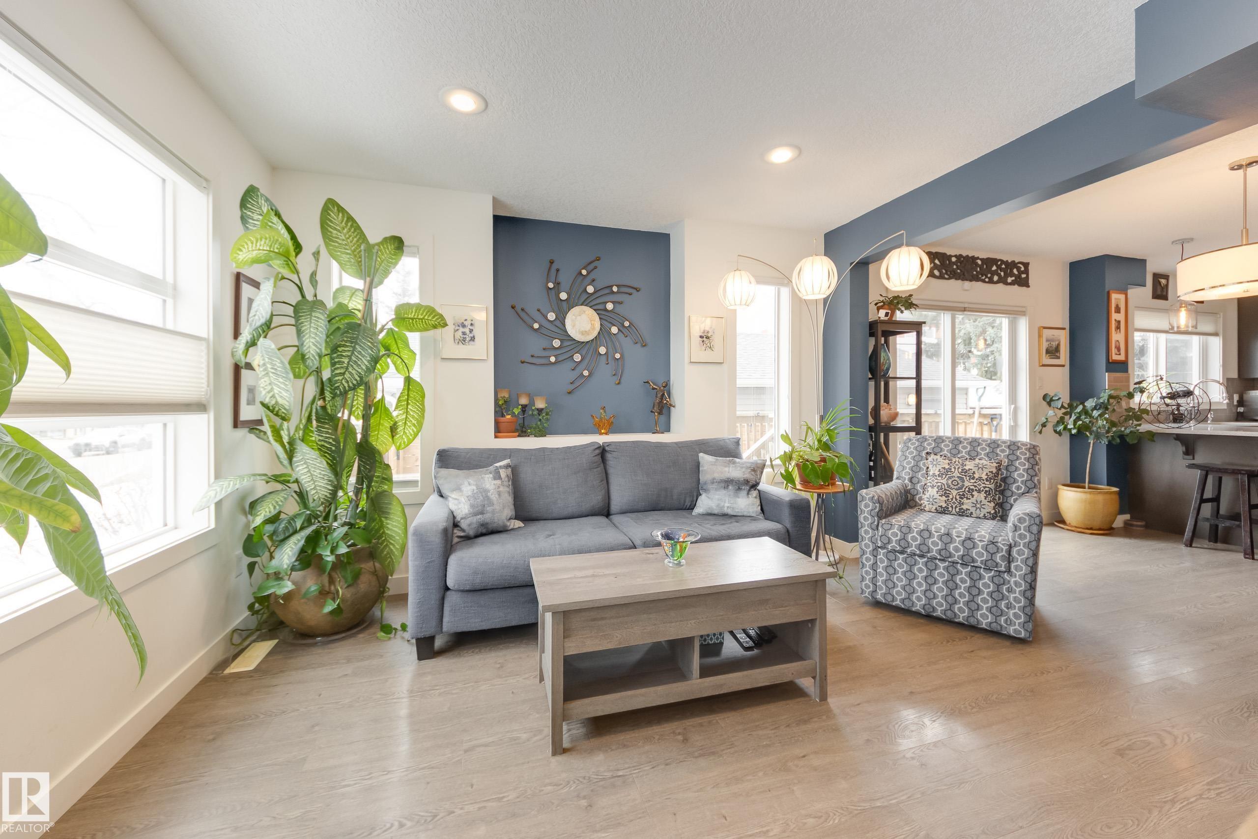 Picture for 12421 115 AV NW