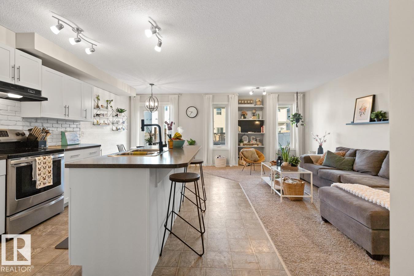 Picture for 3124 16 AV NW