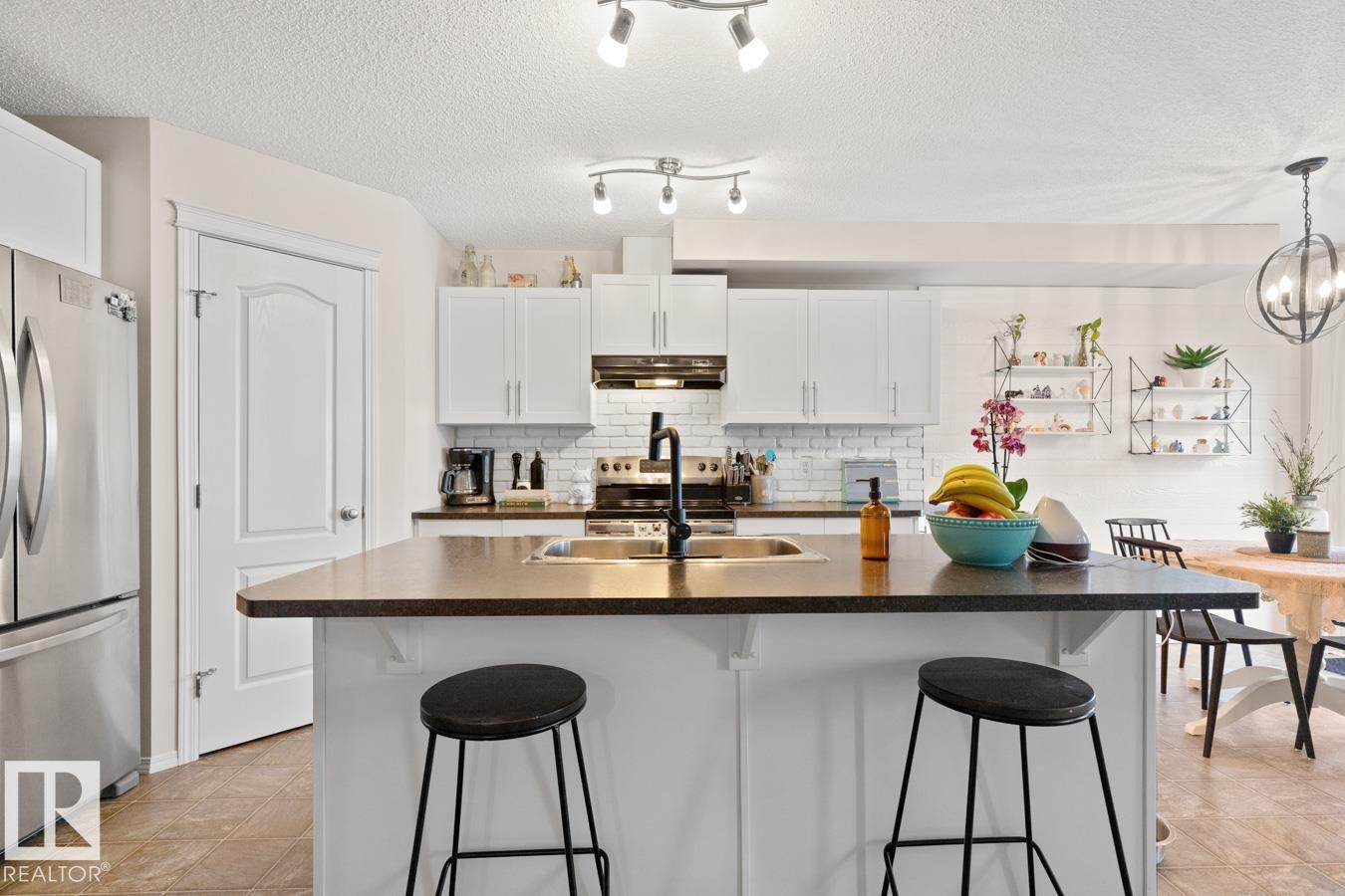 Picture for 3124 16 AV NW