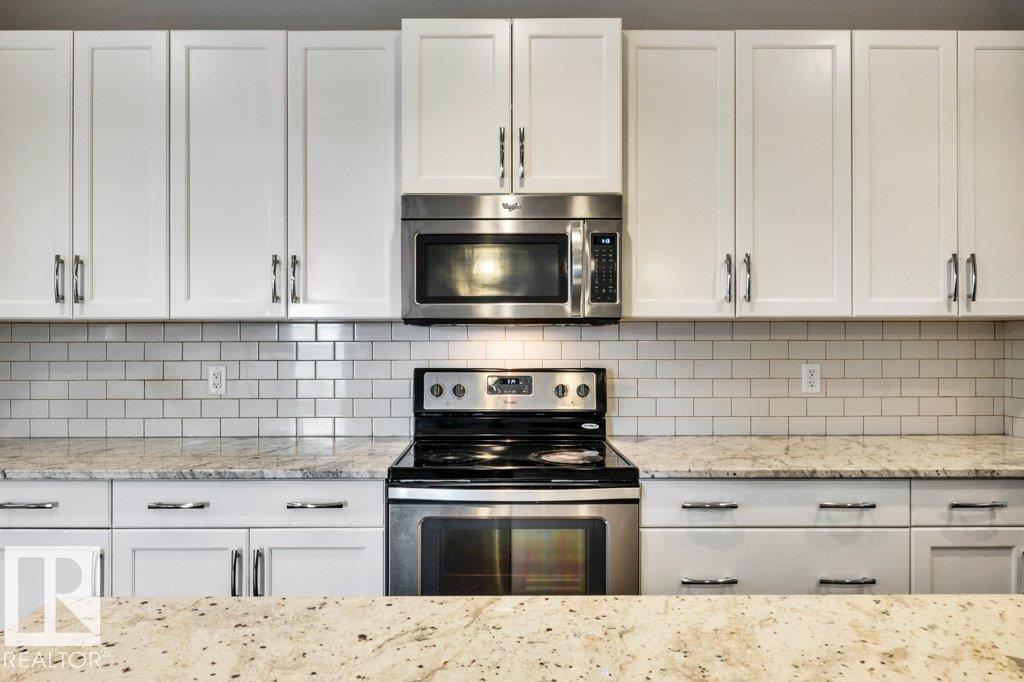 Photo 21 at 728 43 Avenue NW, Maple Crest, Edmonton