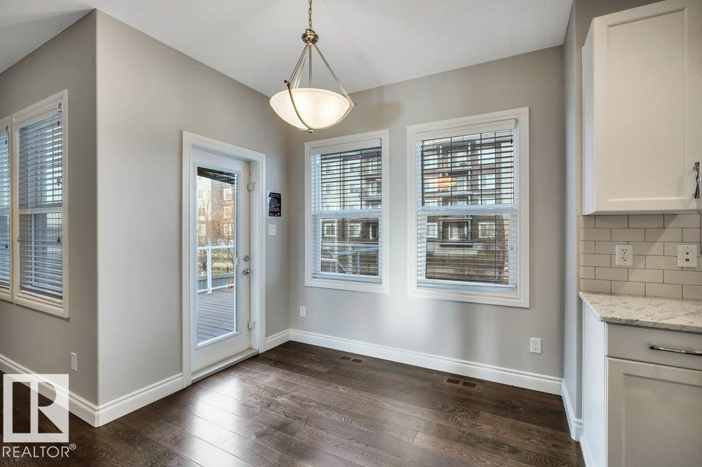 Photo 23 at 728 43 Avenue NW, Maple Crest, Edmonton