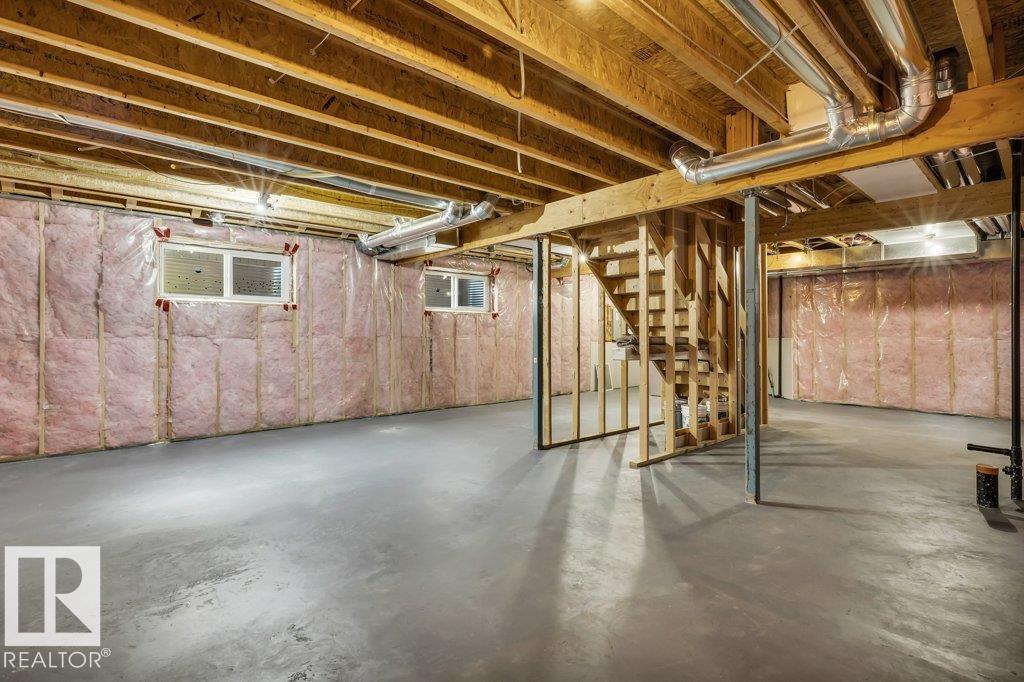 Photo 47 at 728 43 Avenue NW, Maple Crest, Edmonton