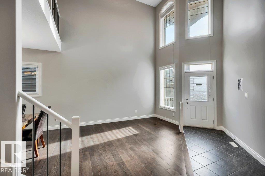 Photo 7 at 728 43 Avenue NW, Maple Crest, Edmonton