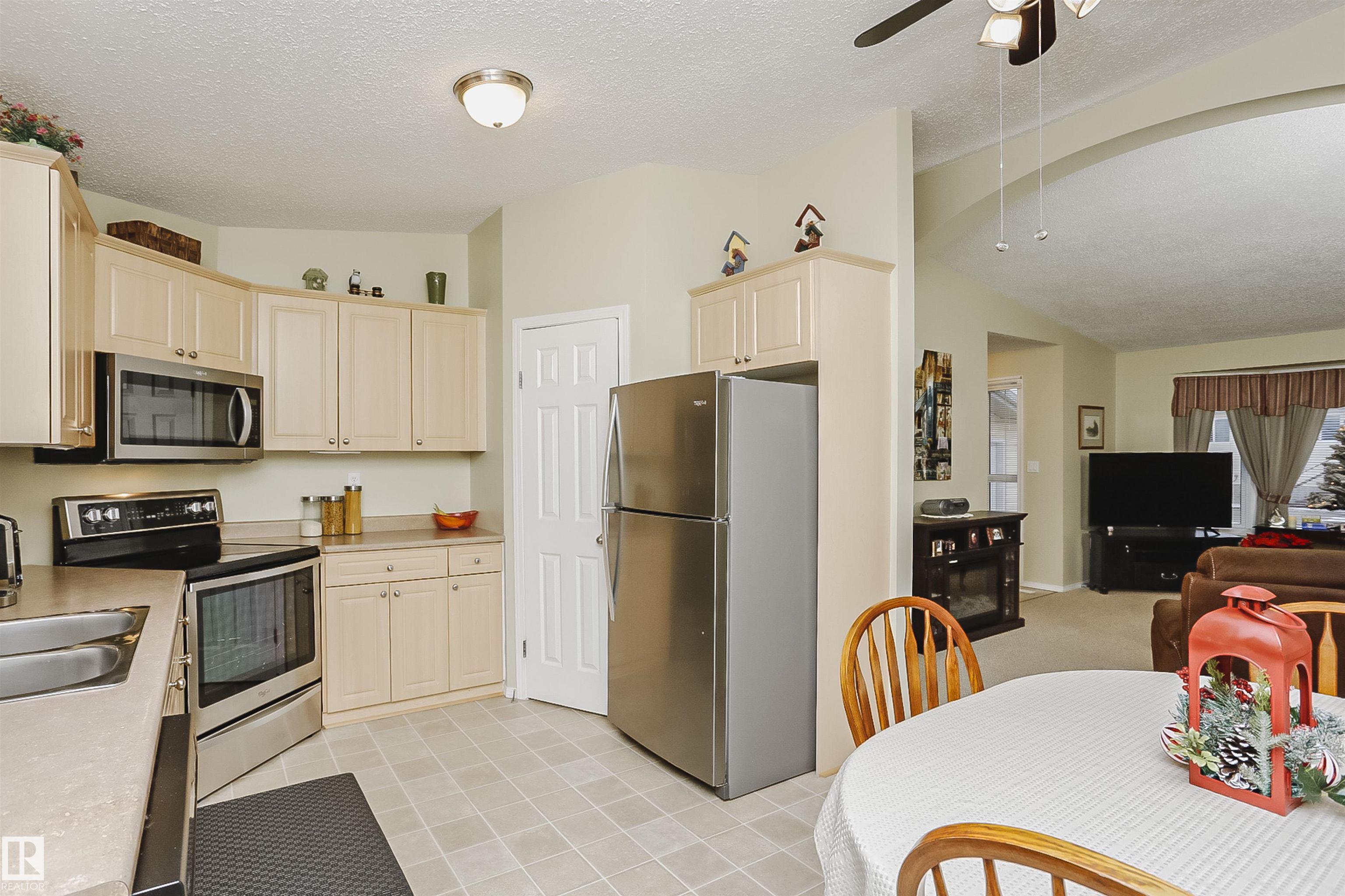 Photo 14 at 10105 105 Street, Morinville