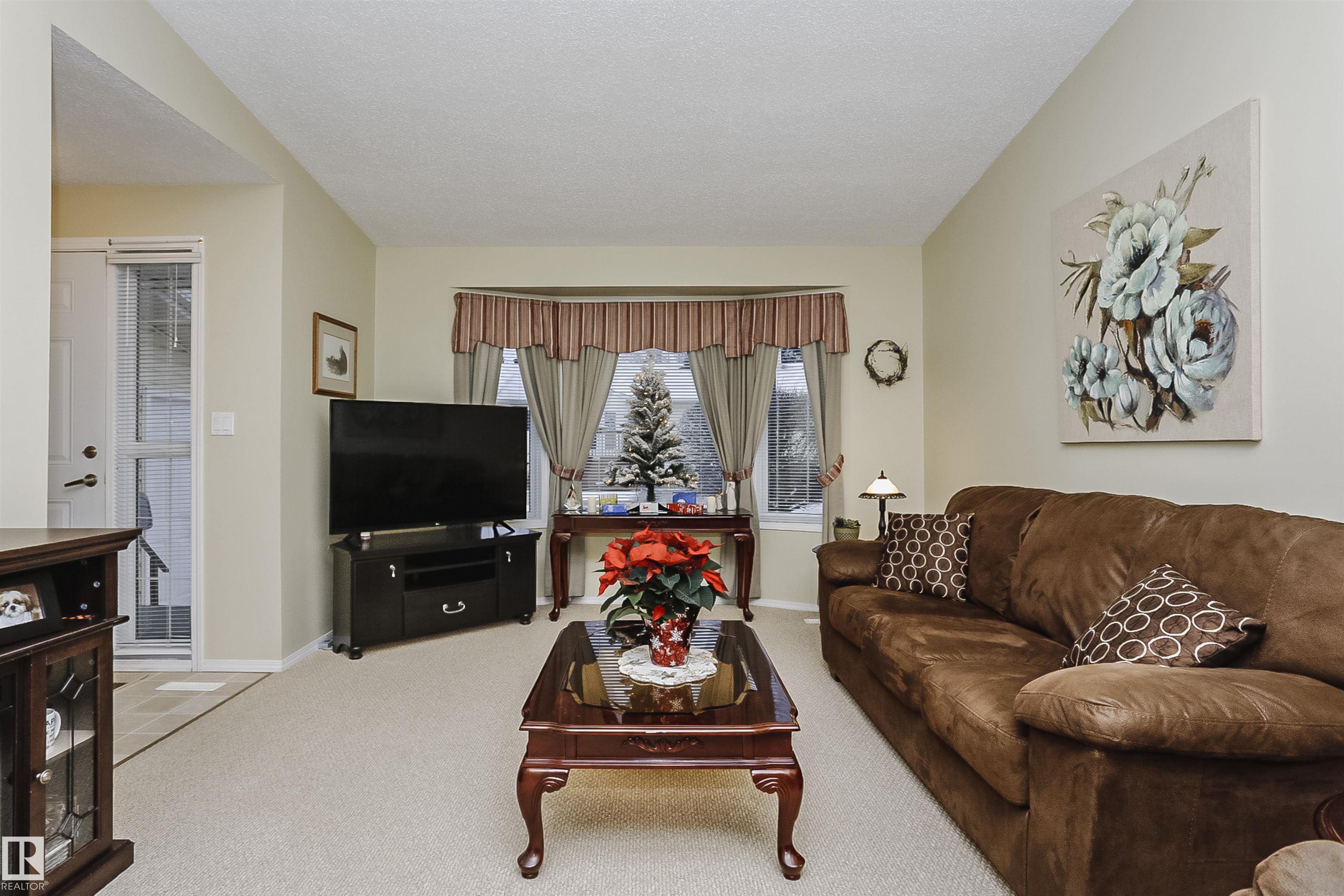 Photo 6 at 10105 105 Street, Morinville