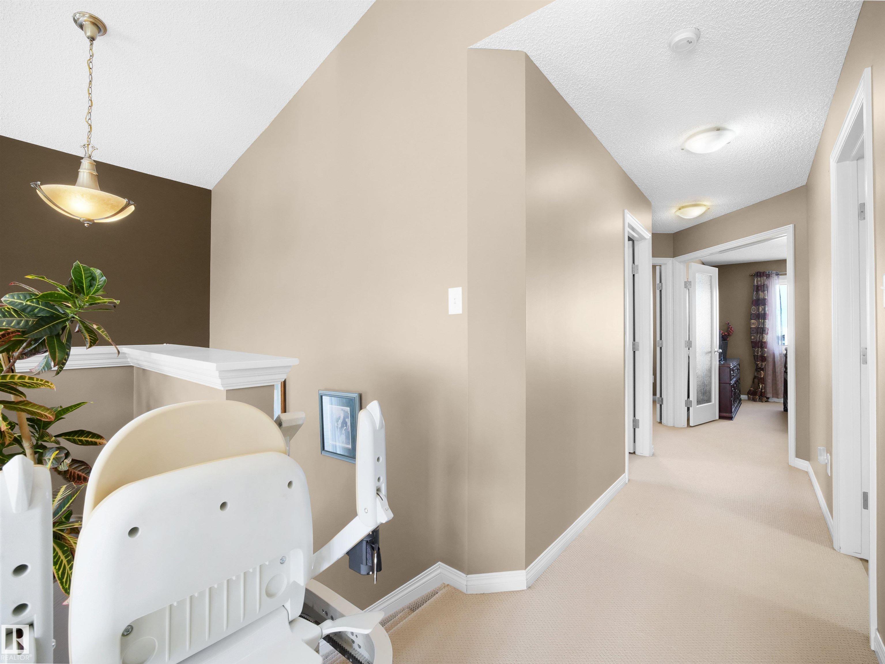 Photo 20 at 11708 10 Avenue SW, Rutherford, Edmonton