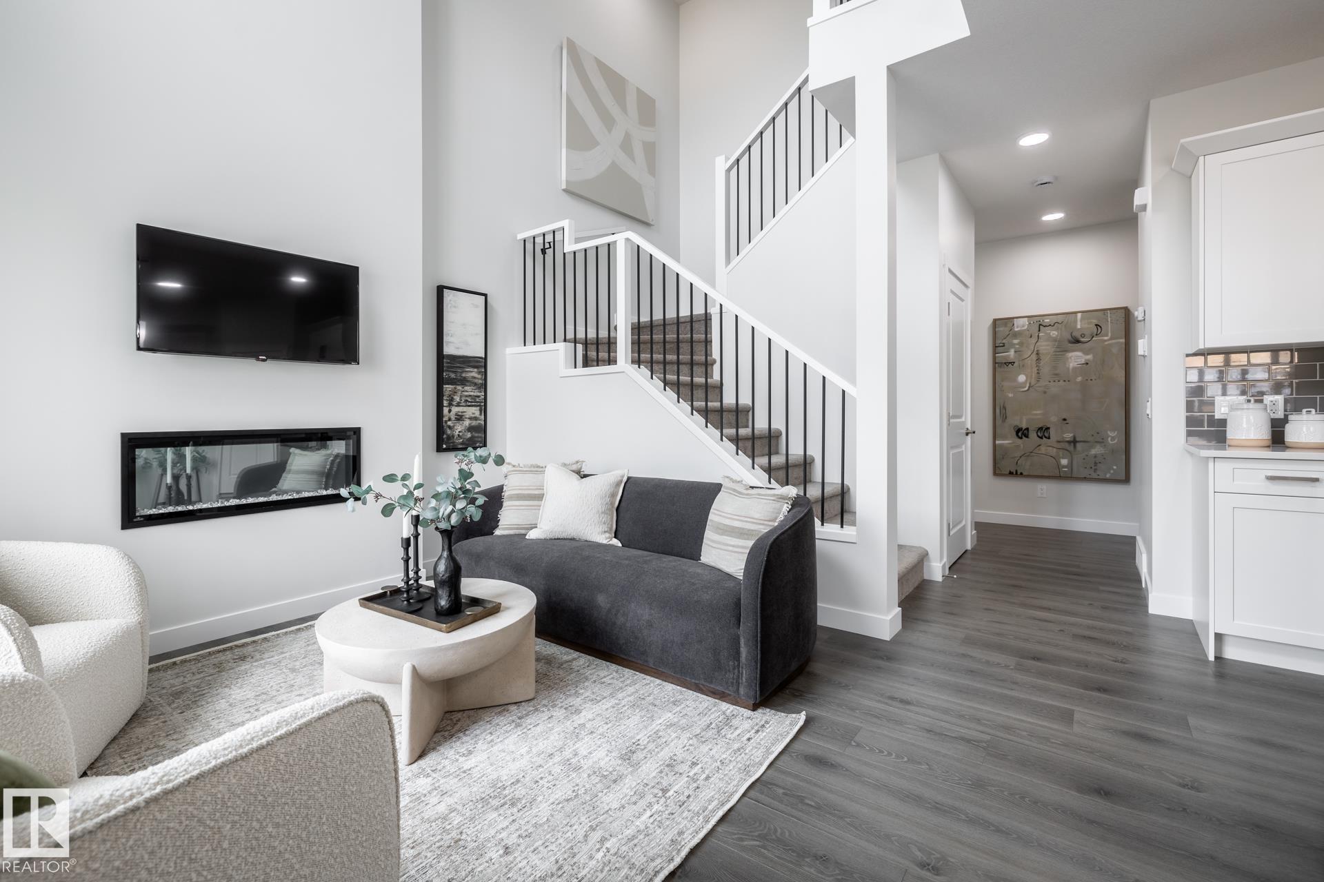 Photo 13 at 202 Falcon Crescent, None, Leduc