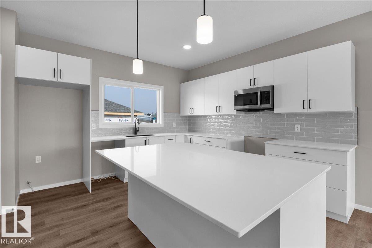 Photo 11 at 1100 Mcleod Avenue, Easton, Spruce Grove