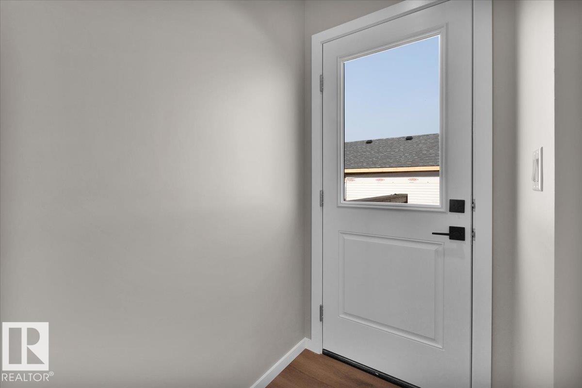 Photo 17 at 1100 Mcleod Avenue, Easton, Spruce Grove