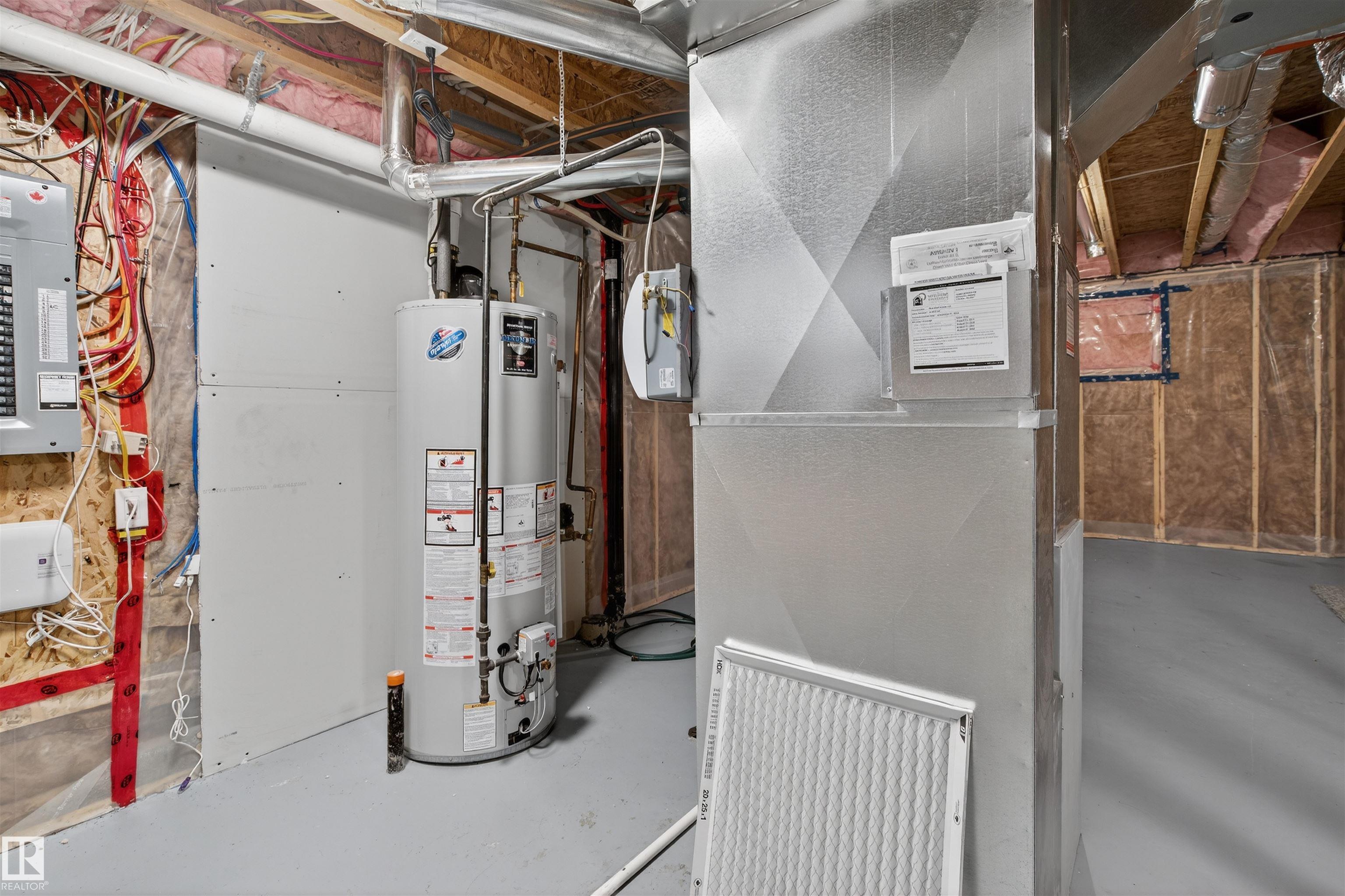 Photo 31 at 16448 140 Street NW, Carlton, Edmonton