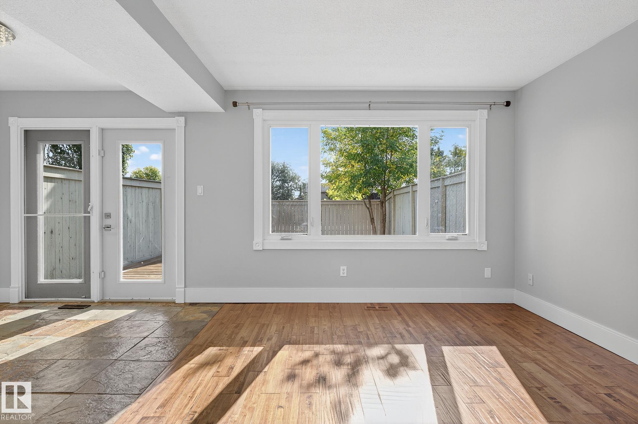 Photo 13 at 146 Callingwood Place NW, Callingwood South, Edmonton