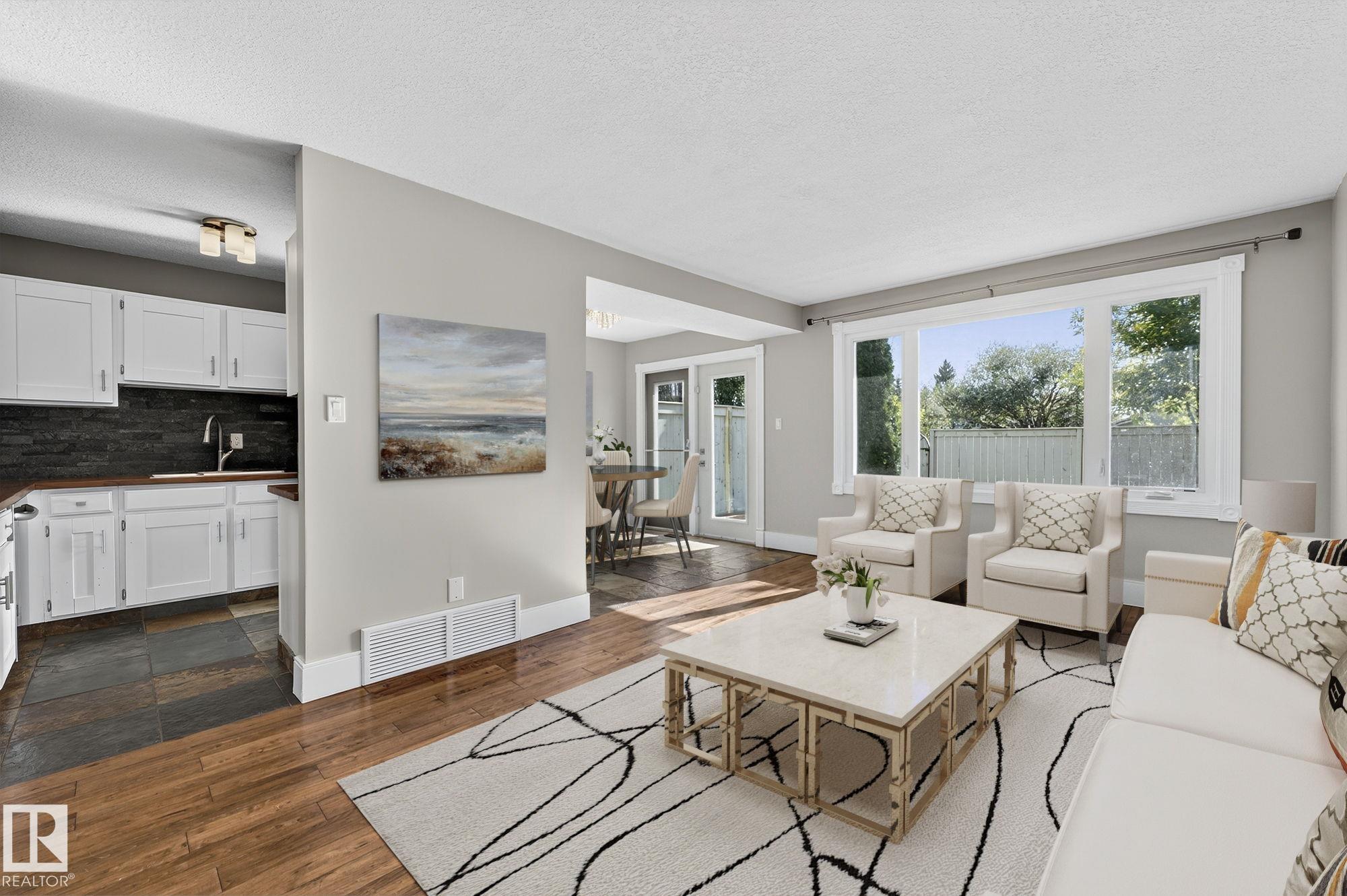 Photo 10 at 146 Callingwood Place NW, Callingwood South, Edmonton