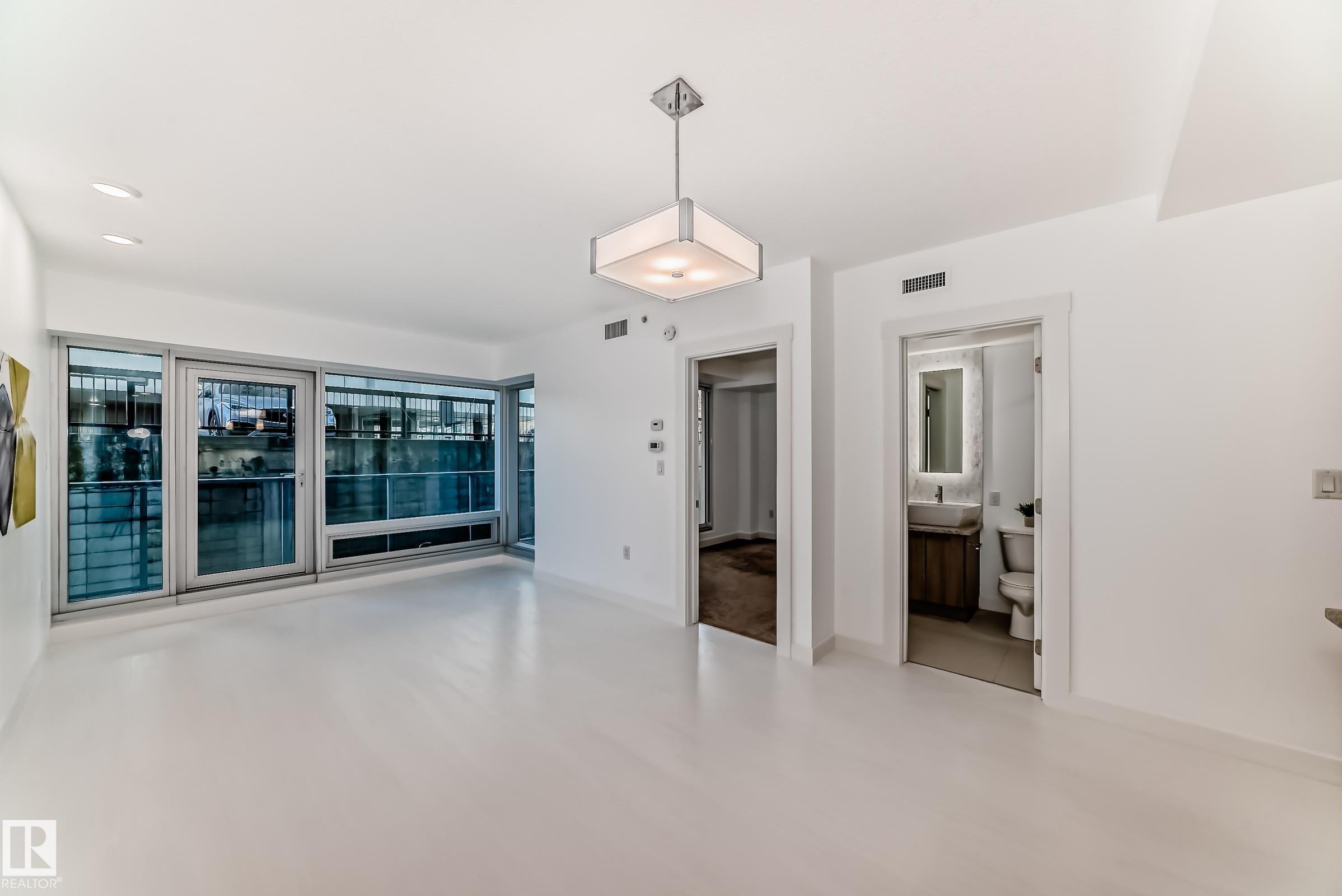 Photo 13 at 503 - 9720 106 Street NW, Downtown, Edmonton