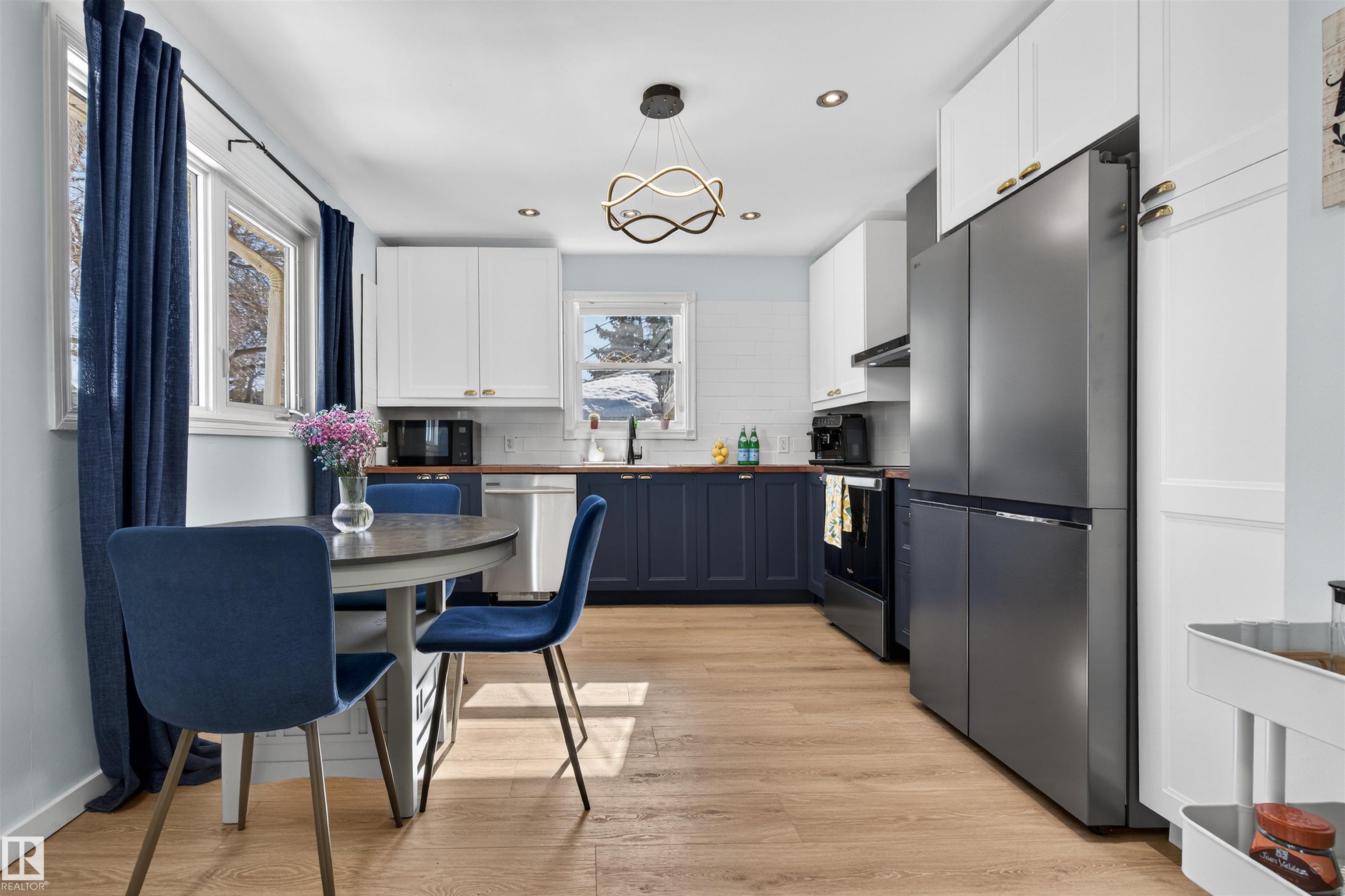 Photo 4 at 10366 148 Street NW, Grovenor, Edmonton