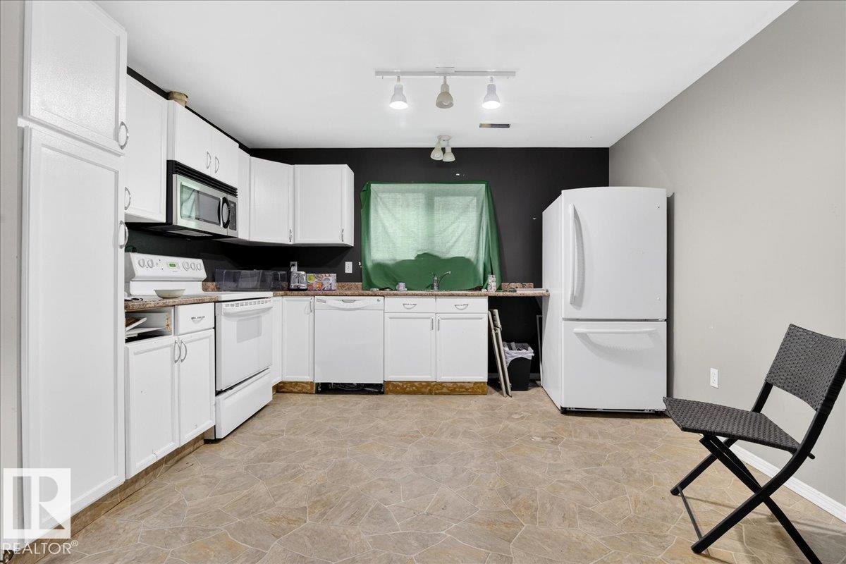 Photo 25 at 13304 130 Avenue NW, Athlone, Edmonton