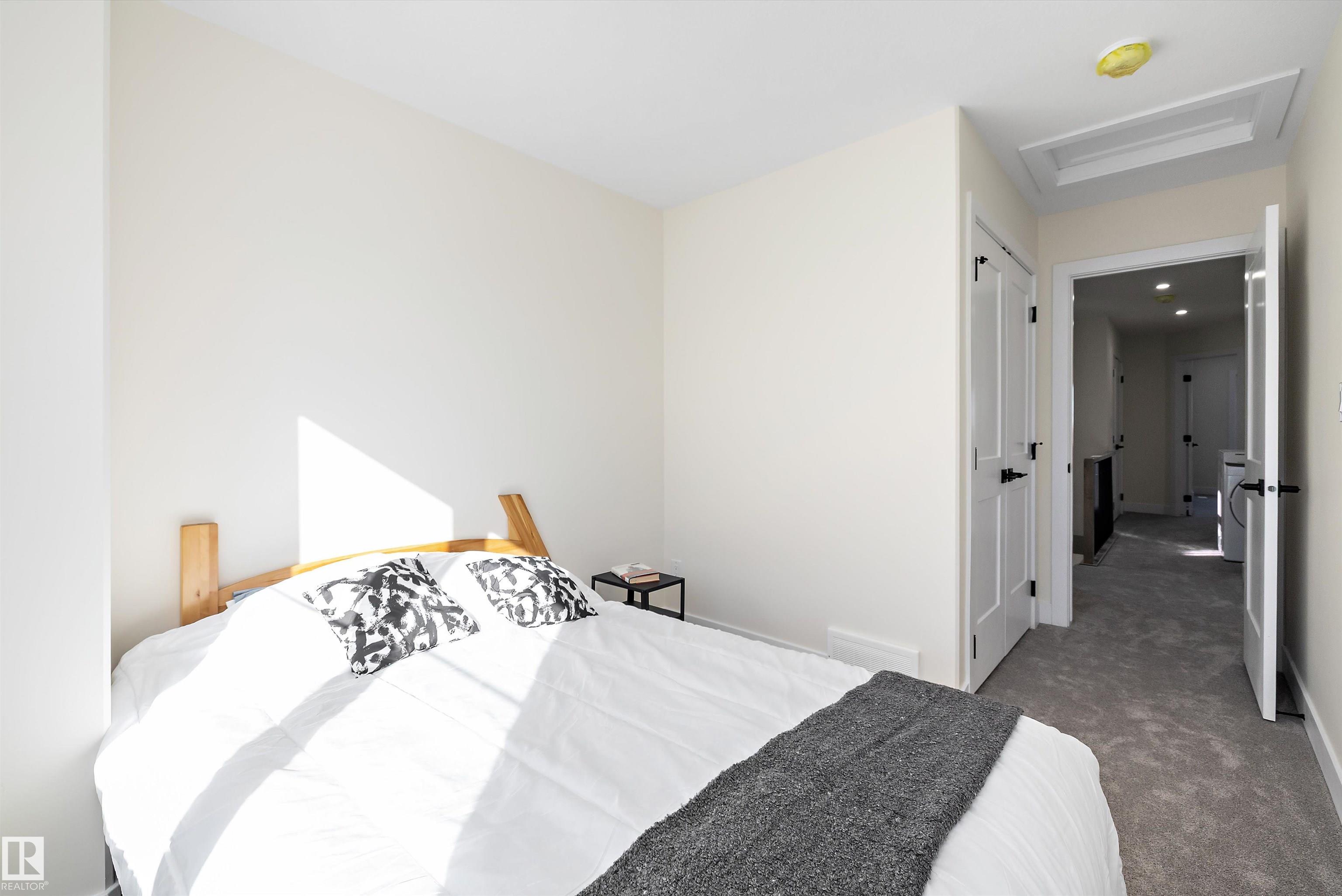 Photo 23 at 8321 81ave NW, King Edward Park, Edmonton