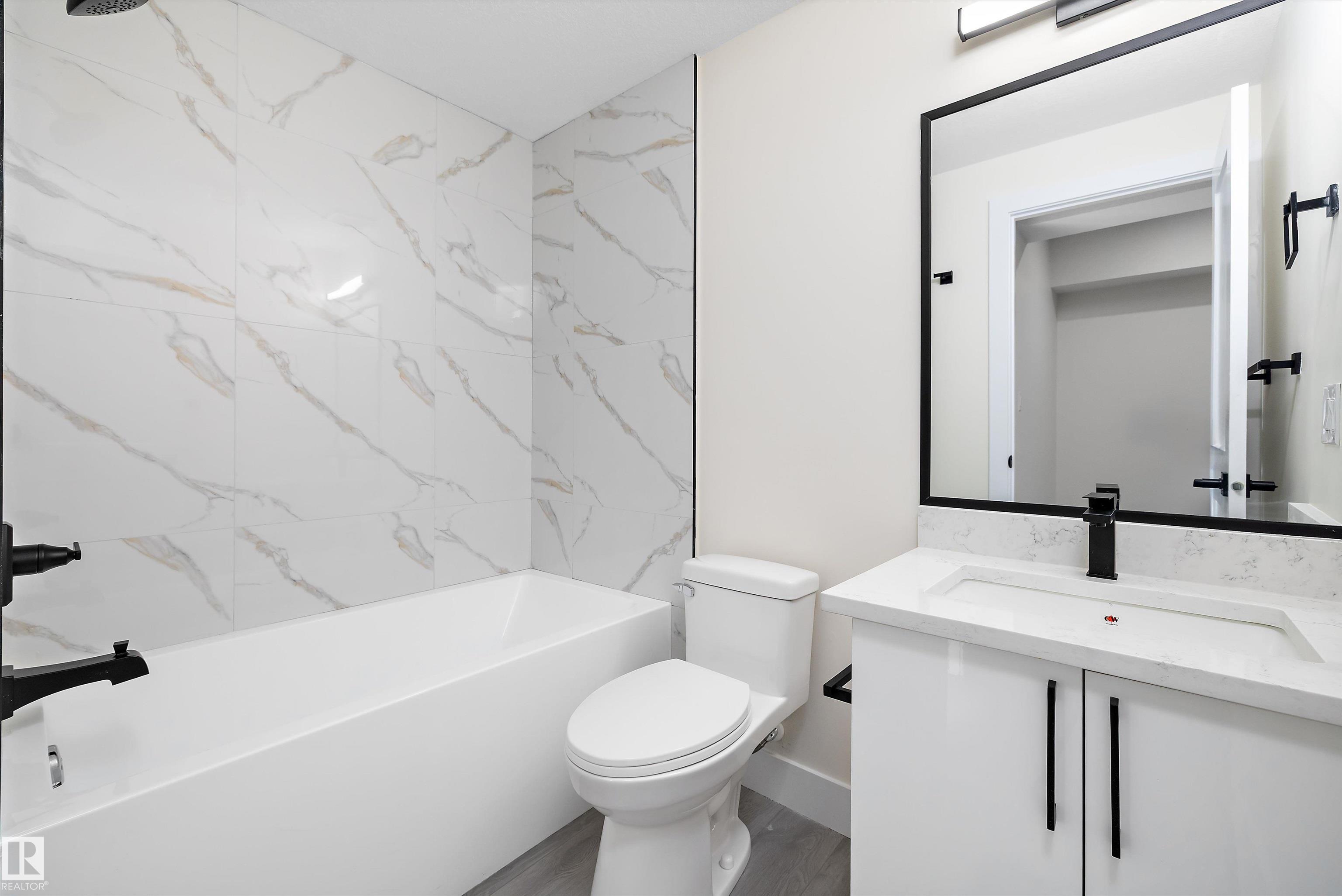 Photo 41 at 8321 81ave NW, King Edward Park, Edmonton