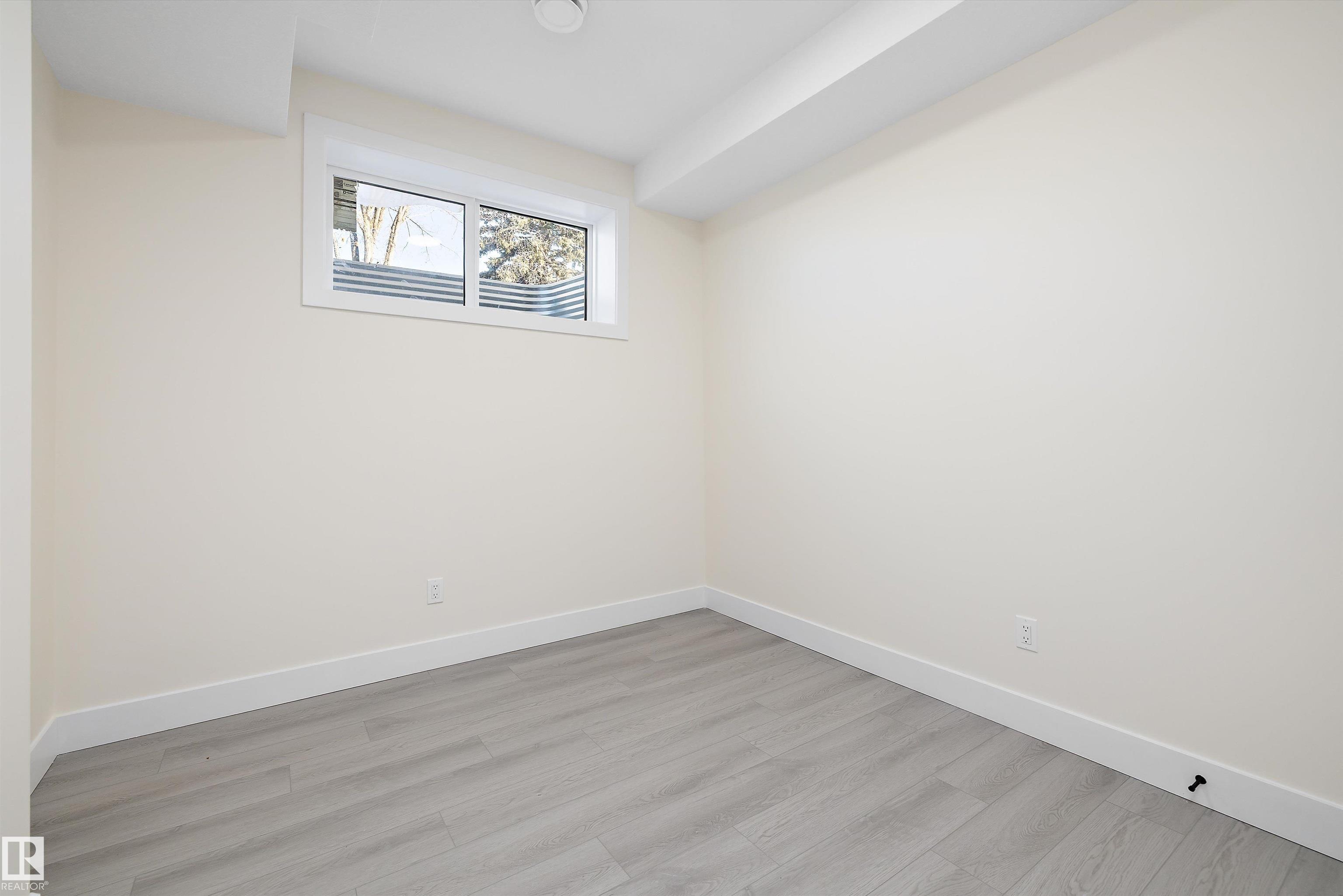 Photo 42 at 8321 81ave NW, King Edward Park, Edmonton