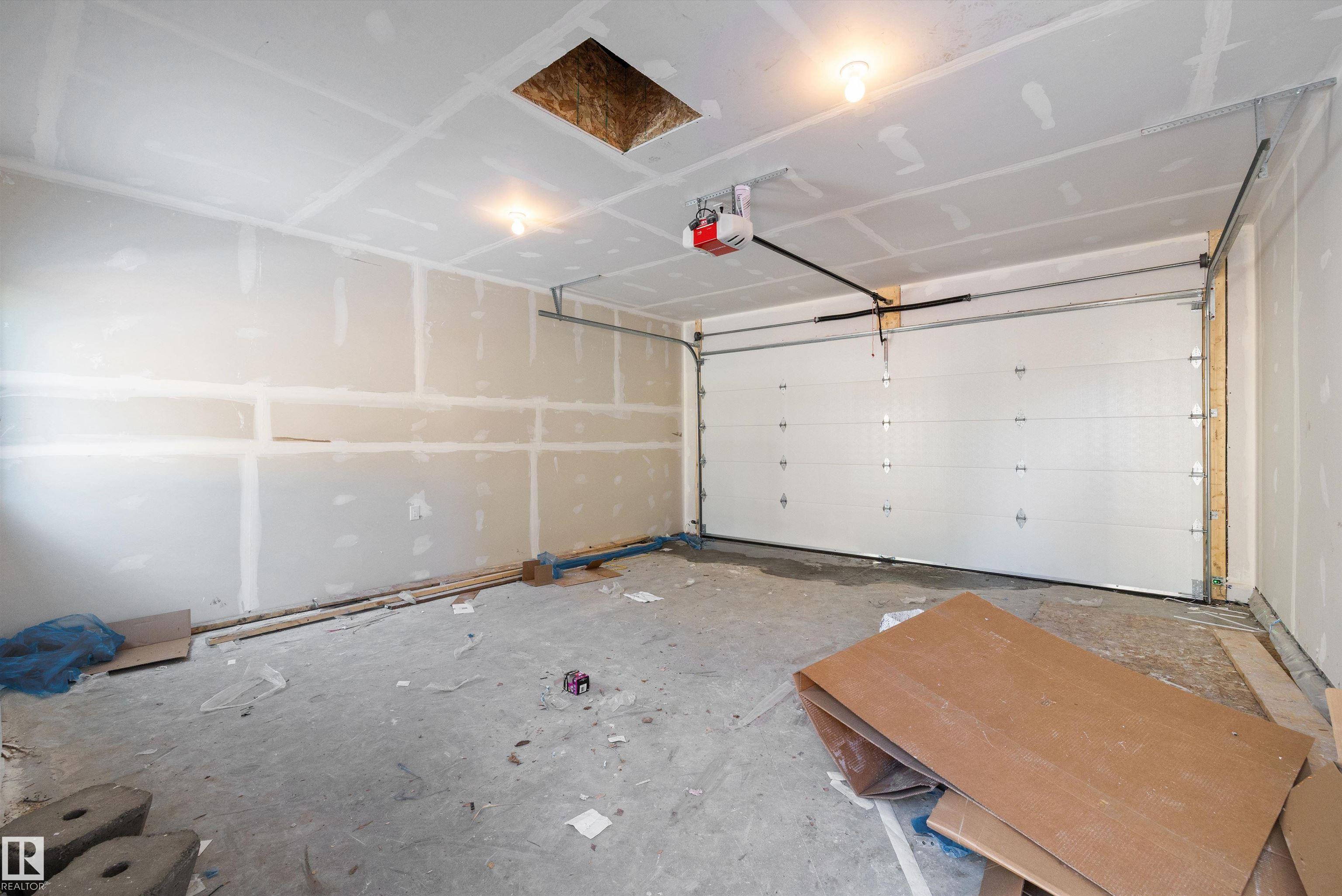 Photo 61 at 8321 81ave NW, King Edward Park, Edmonton