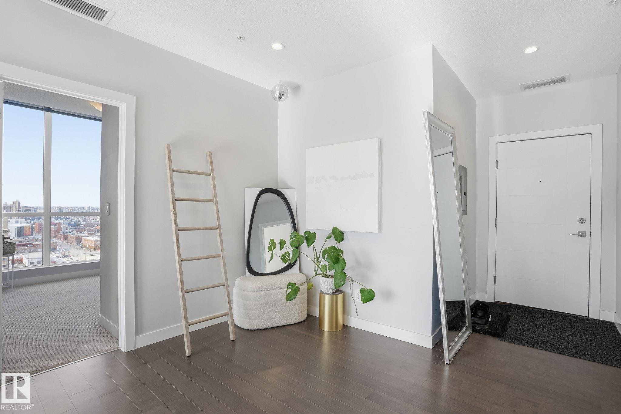 Photo 15 at 1307 - 10238 103 Street NW, Downtown, Edmonton