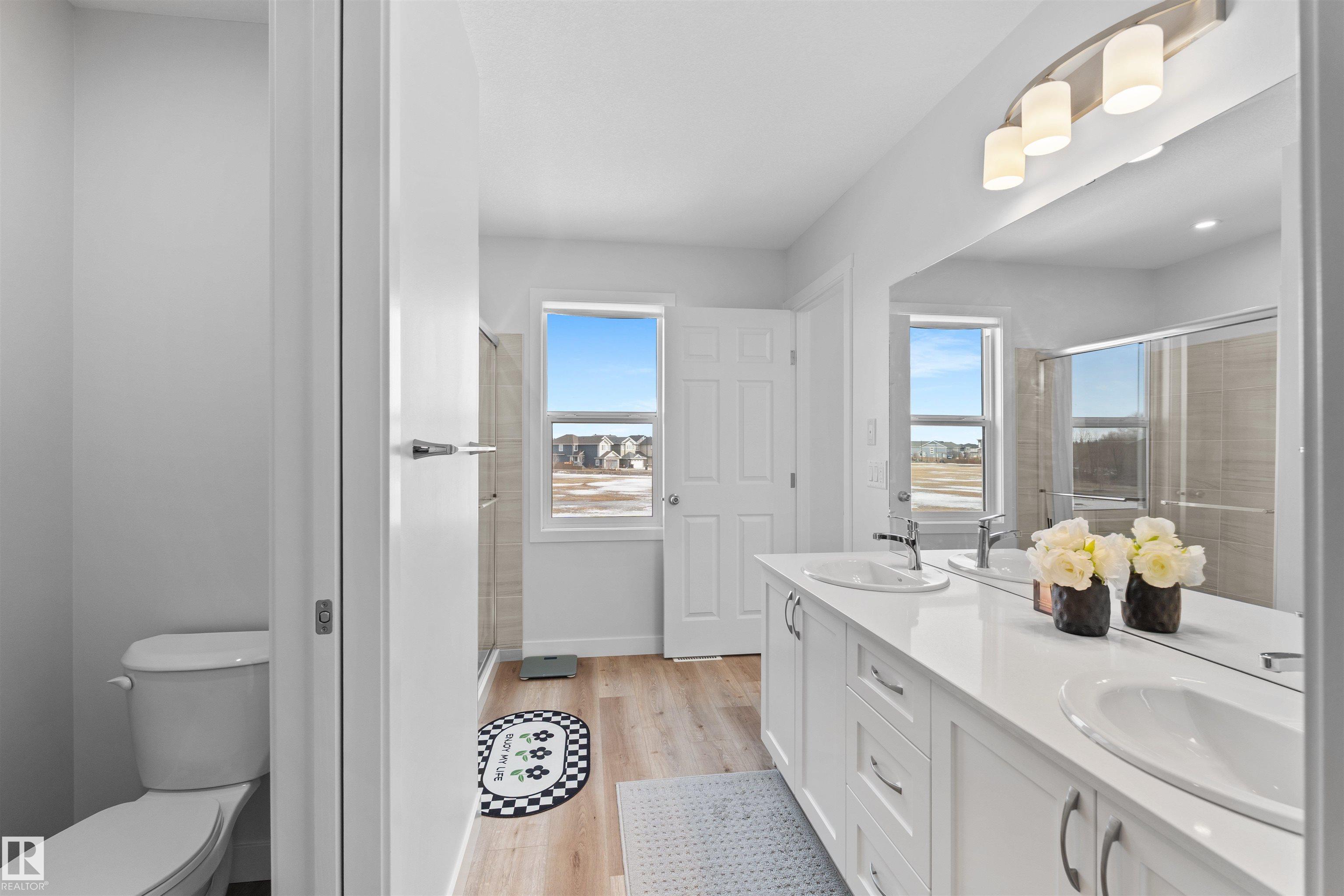 Photo 18 at 15634 18 Avenue SW, Glenridding Ravine, Edmonton