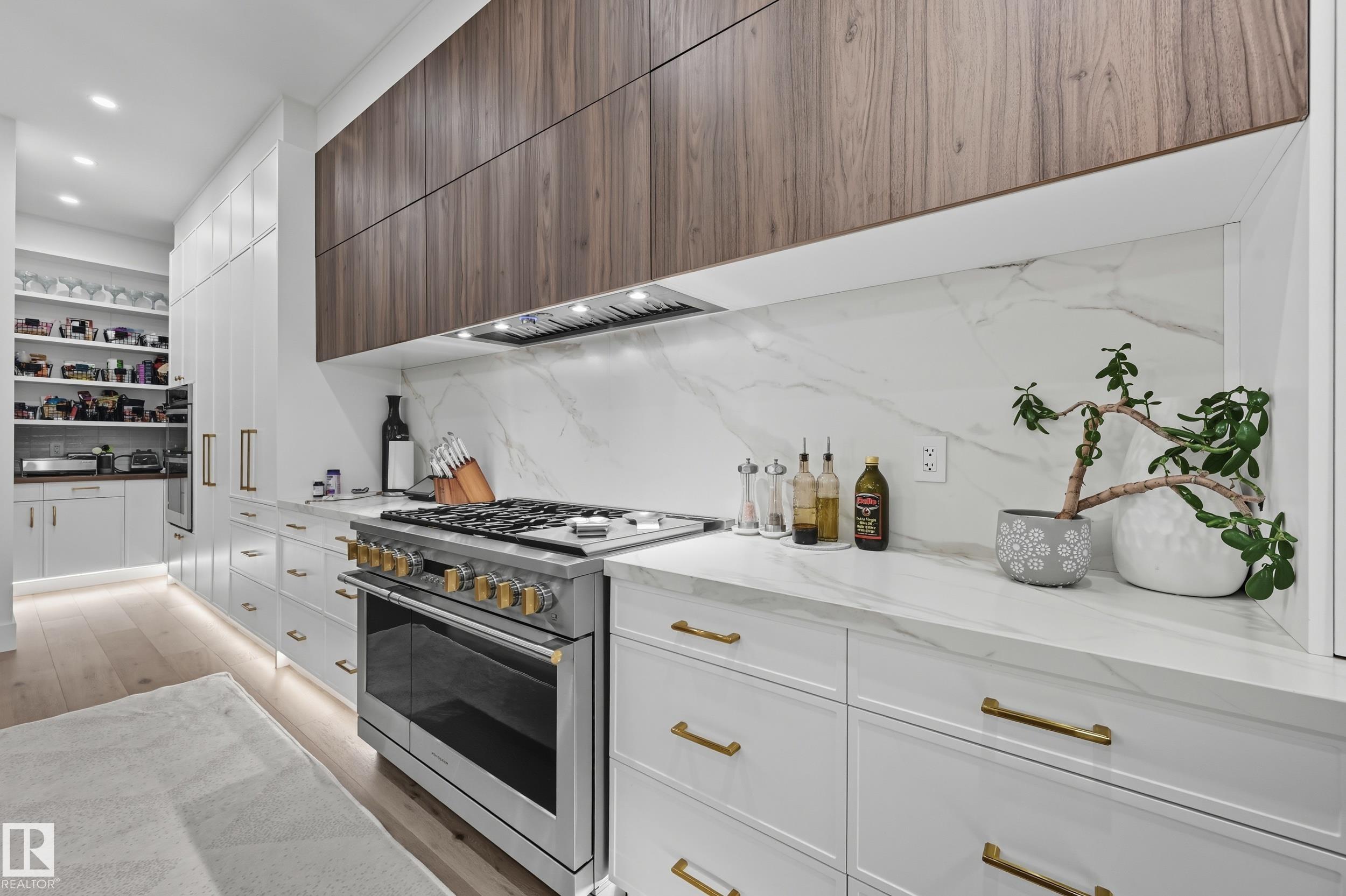 Photo 11 at 14312 92a Avenue NW, Parkview, Edmonton