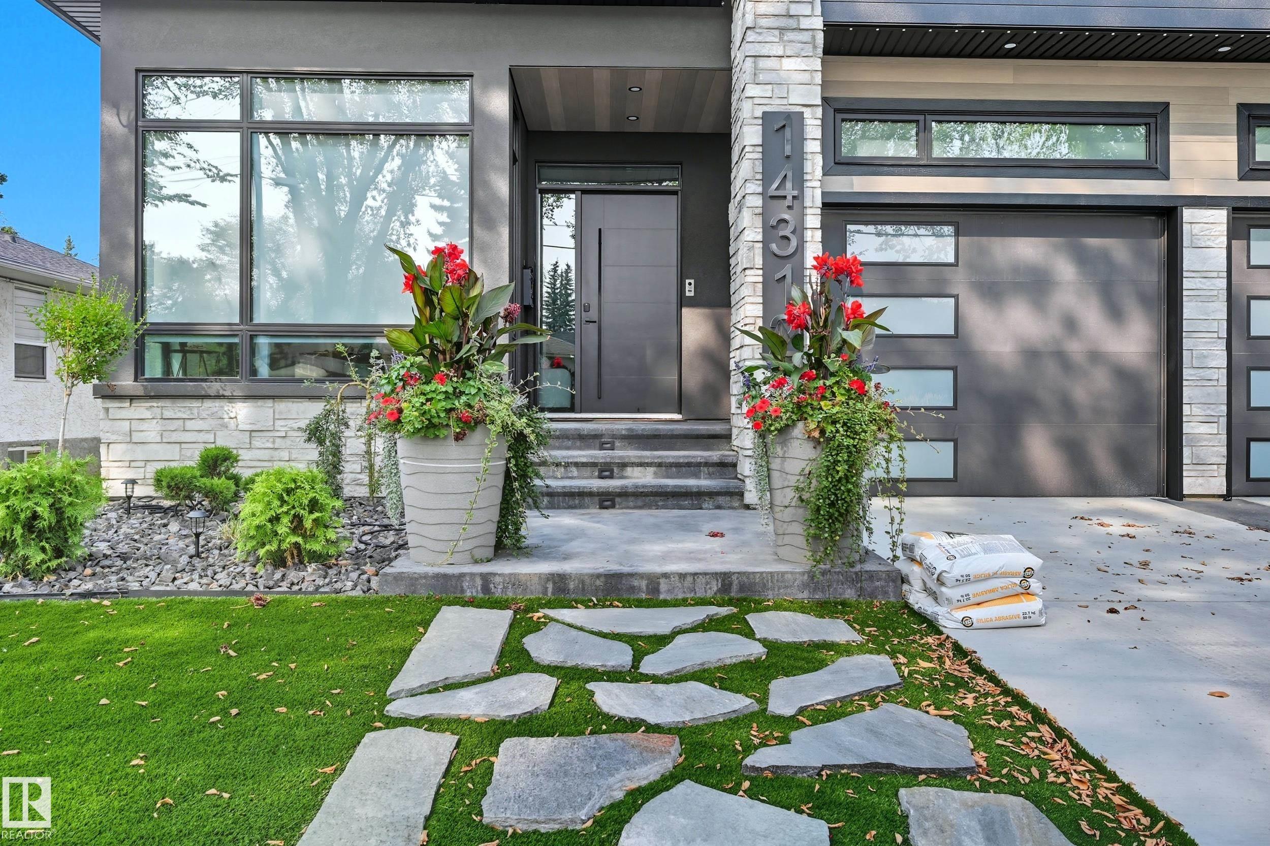 Picture for 14312 92A AV NW
