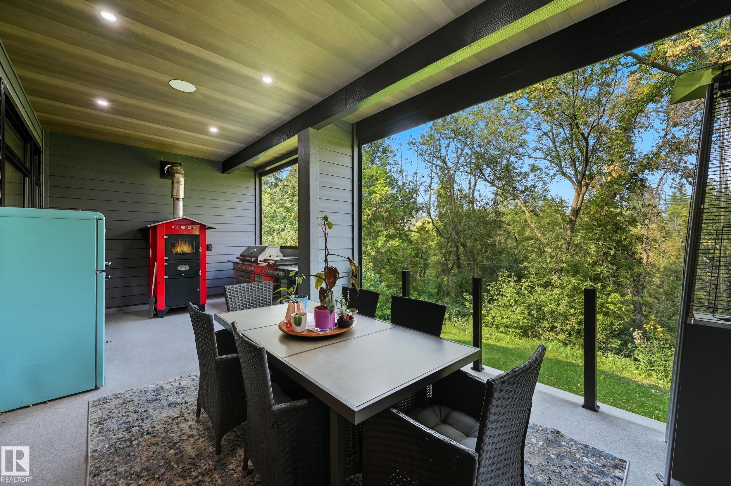 Photo 32 at 14312 92a Avenue NW, Parkview, Edmonton