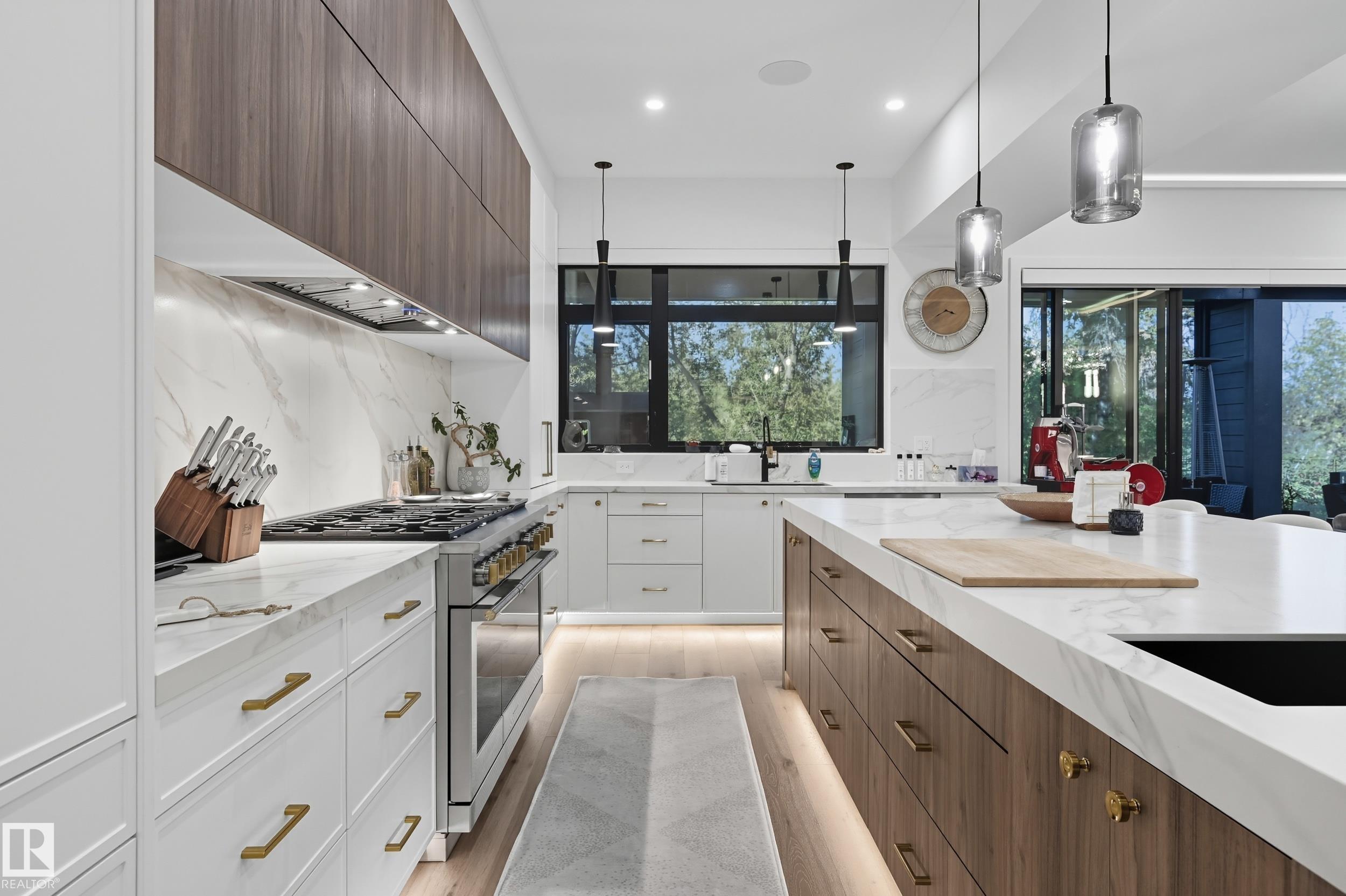 Photo 10 at 14312 92a Avenue NW, Parkview, Edmonton