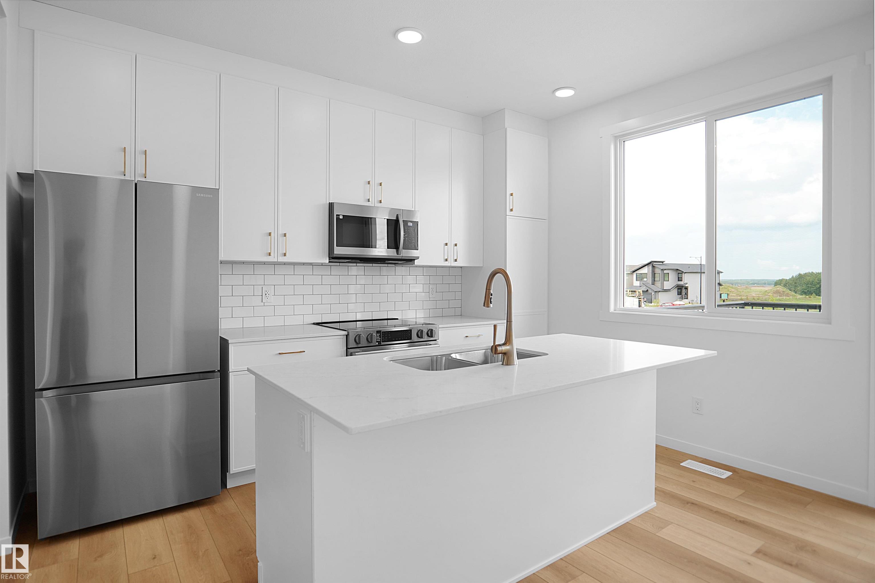 https://zimg.paragon.ice.com/ParagonImages/Property/PM/RAE/225390930/9/0/0/dc3a06c1942a49bd3a00cbffe19a8961/1/4a3e005ddcd1ce4882fcfe4746f2eb84/225390930-a11b98c6-27ce-4a27-9167-56f037db3ec5.JPG