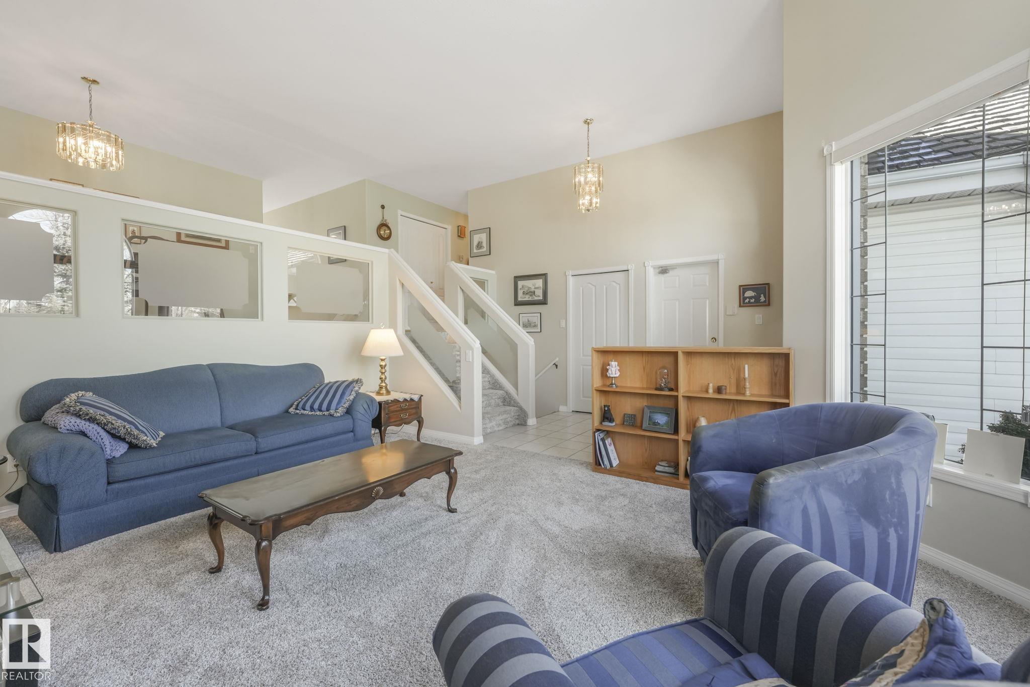 Photo 8 at 1033 Carter Crest Road NW, Carter Crest, Edmonton