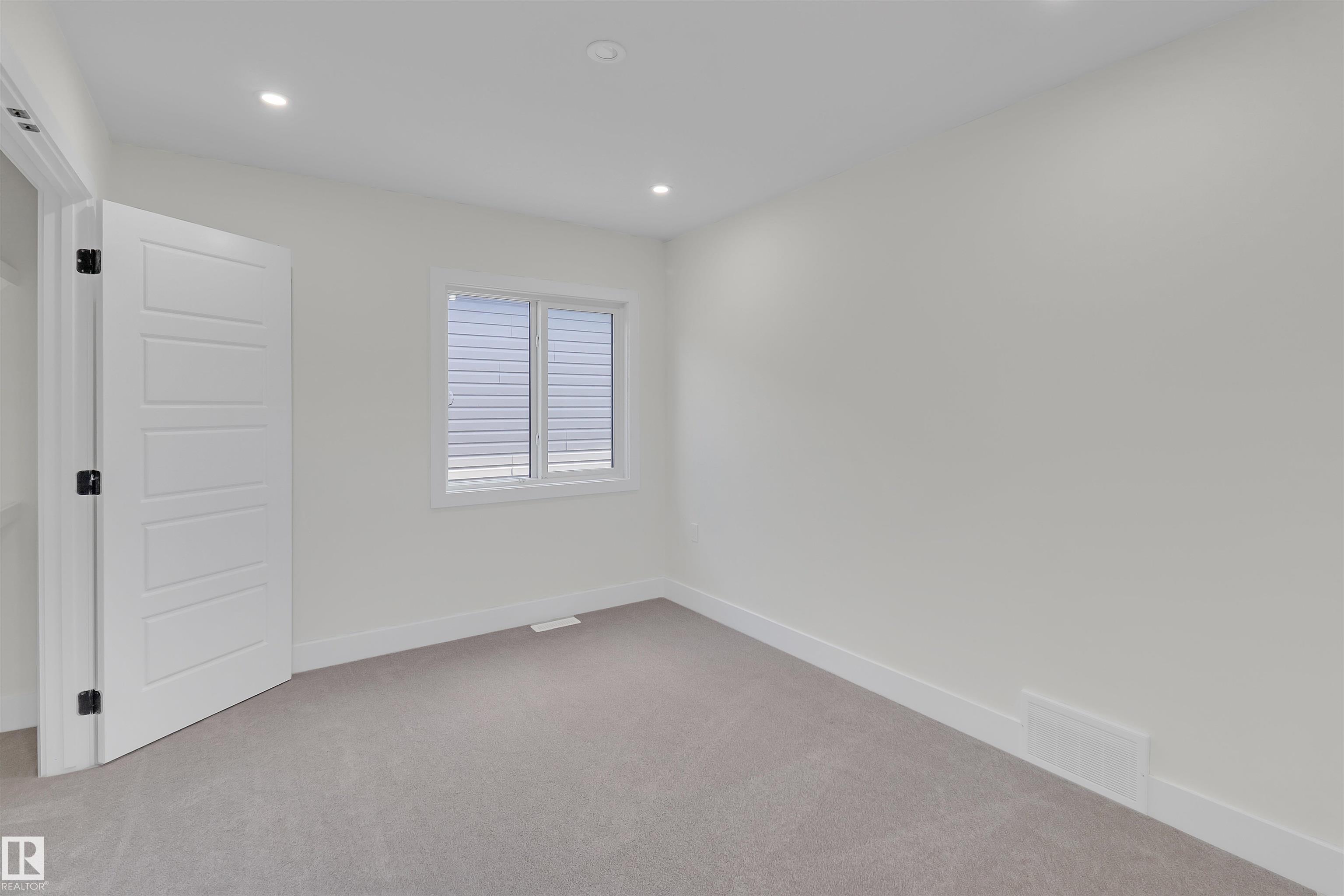 Photo 14 at 7938 91 Avenue NW, Holyrood, Edmonton