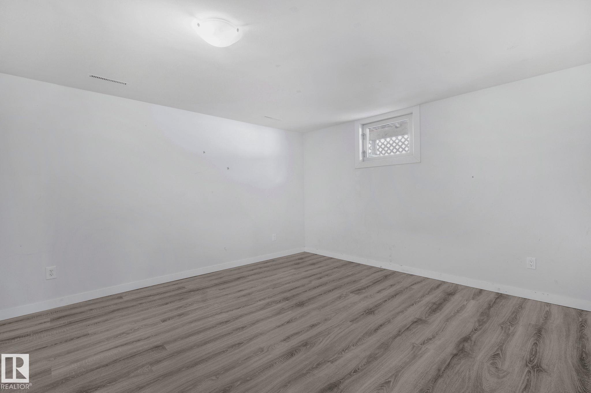 Photo 17 at 12002 37 Street NW, Beacon Heights, Edmonton