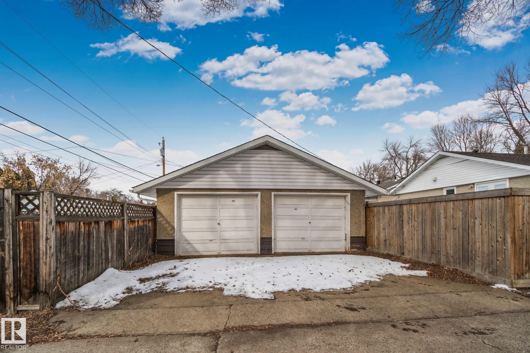 Photo 24 at 12002 37 Street NW, Beacon Heights, Edmonton