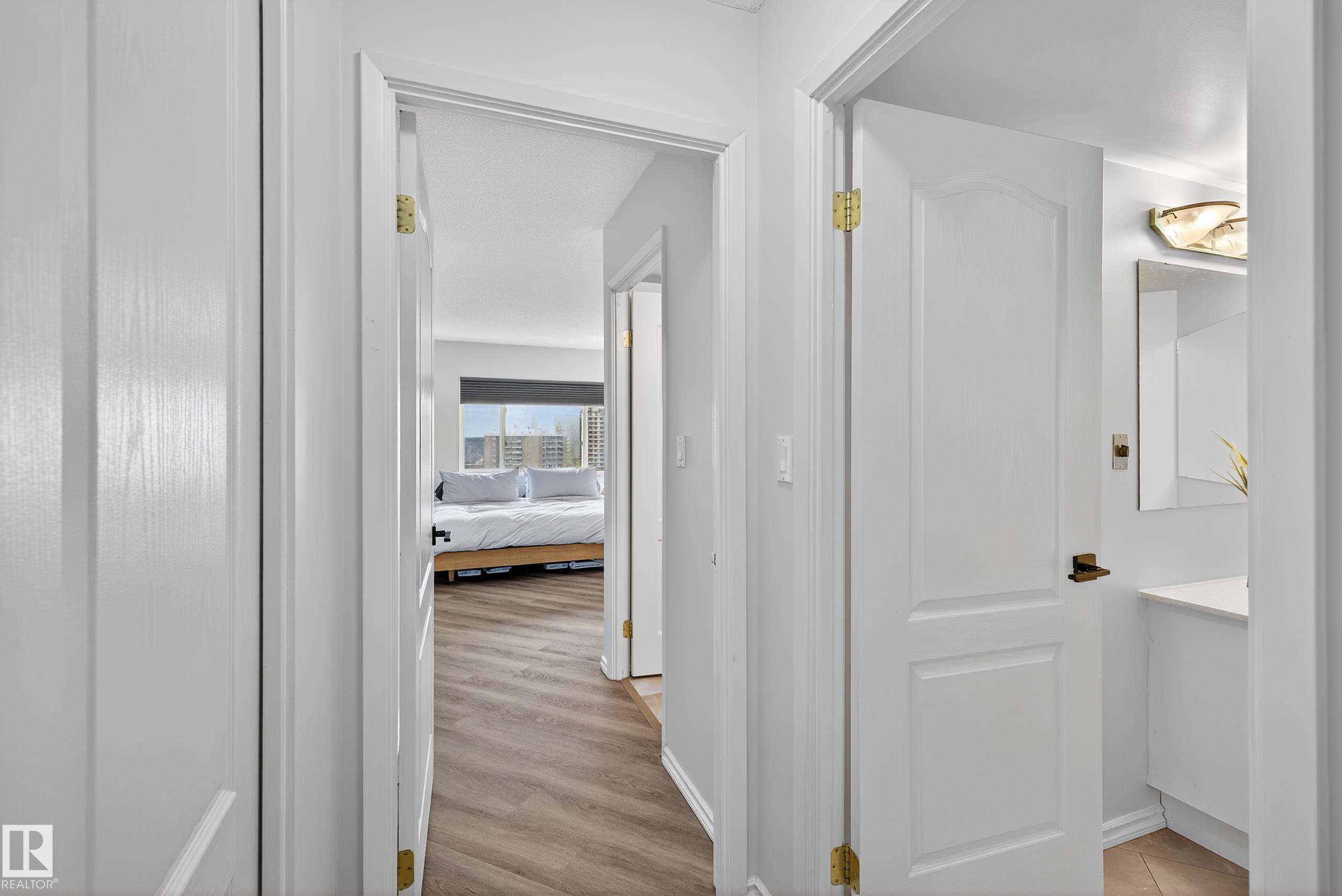 Photo 22 at 1303 - 10130 114 Street NW, Wîhkwêntôwin, Edmonton