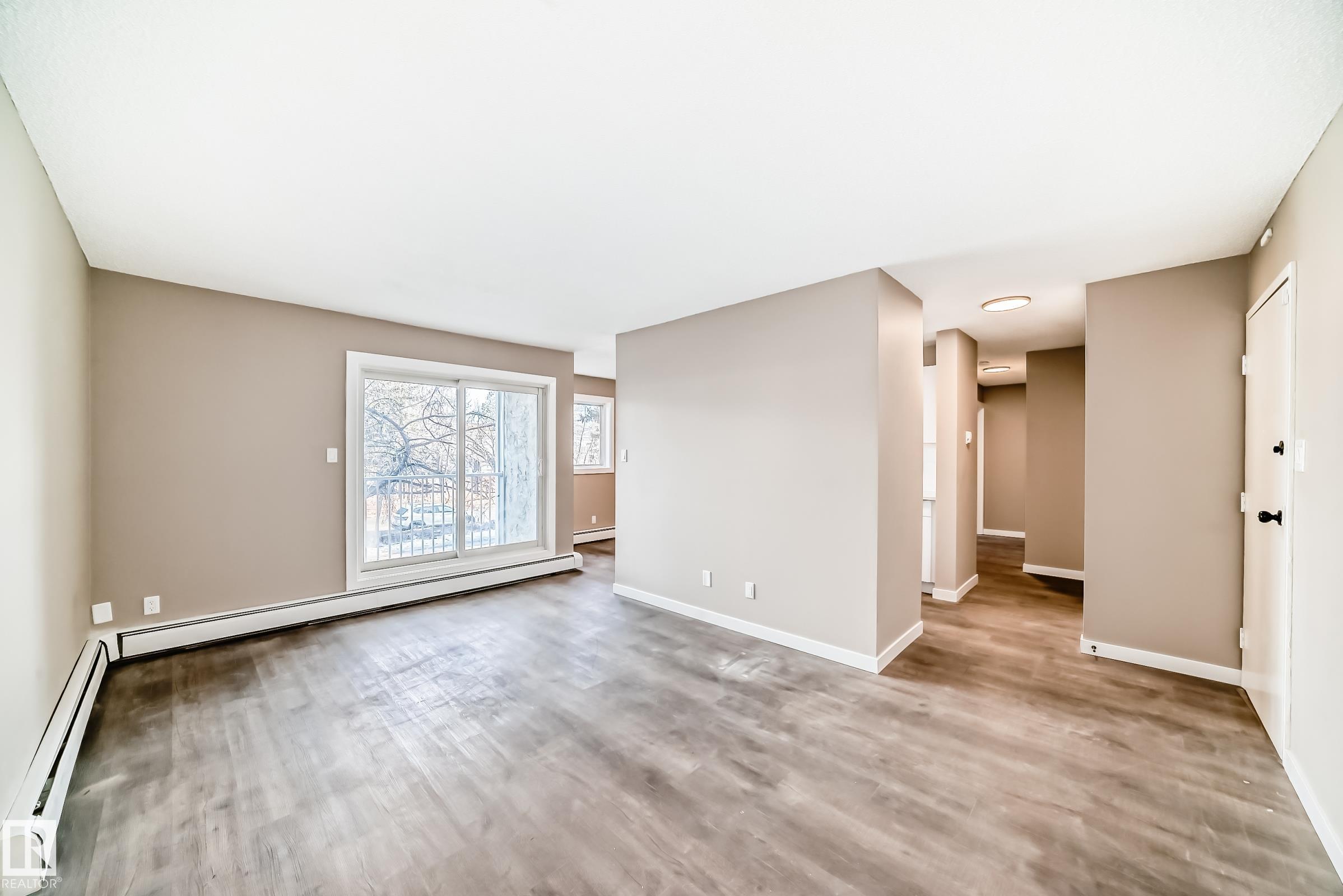 Photo 13 at 28 - 11255 31 Avenue NW, Sweet Grass, Edmonton