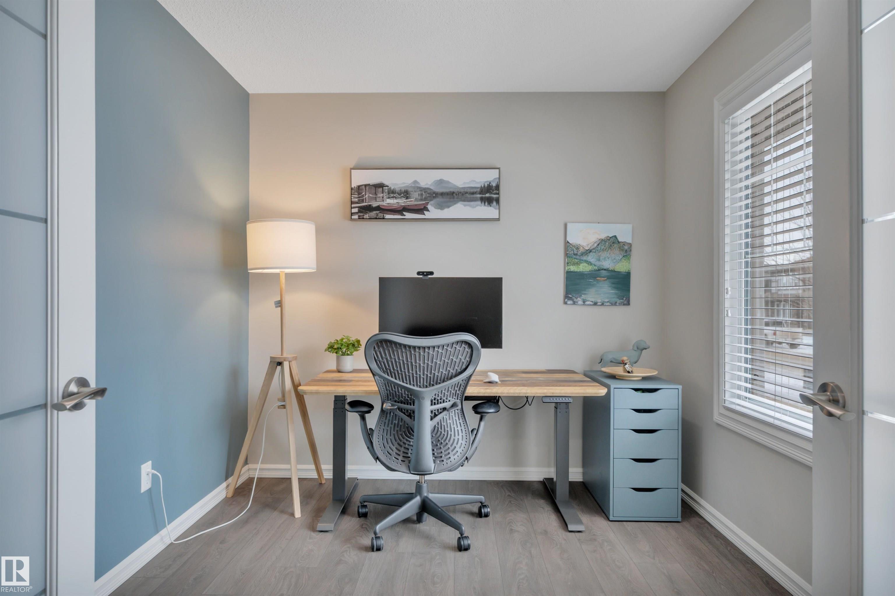 Photo 5 at 22220 88 Avenue NW, Rosenthal, Edmonton