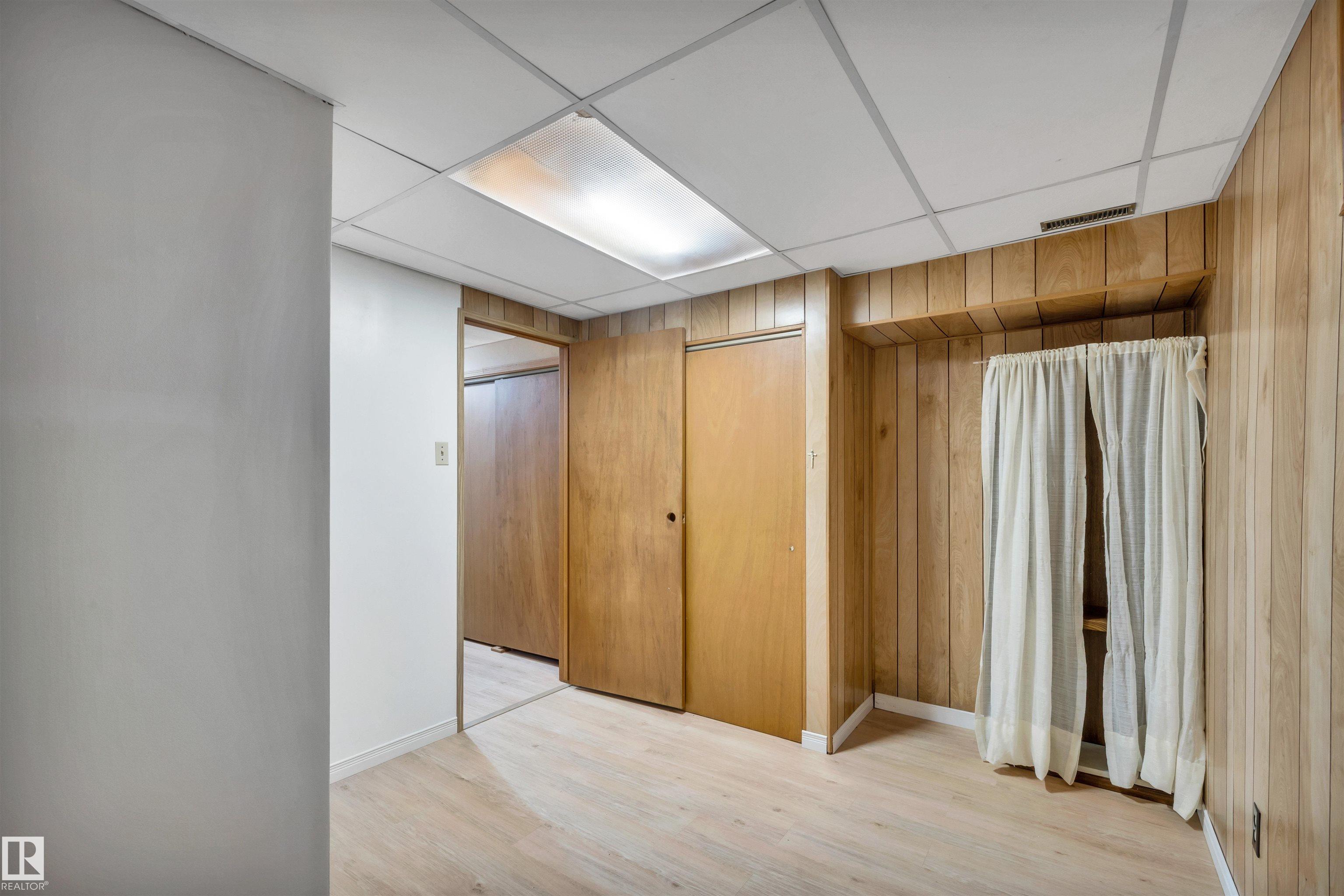 Photo 32 at 11231 41 Avenue NW, Royal Gardens, Edmonton