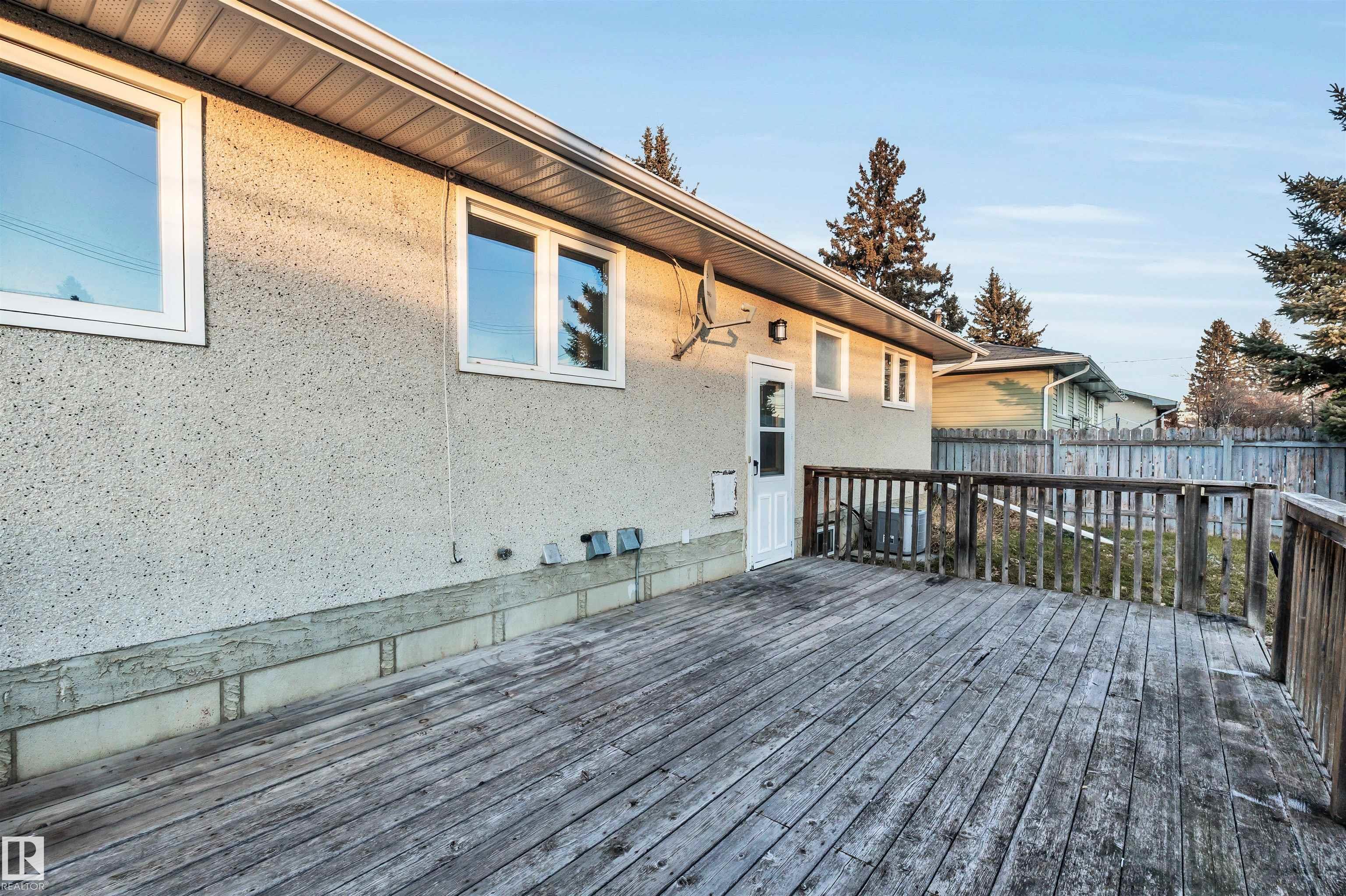 Photo 39 at 11231 41 Avenue NW, Royal Gardens, Edmonton