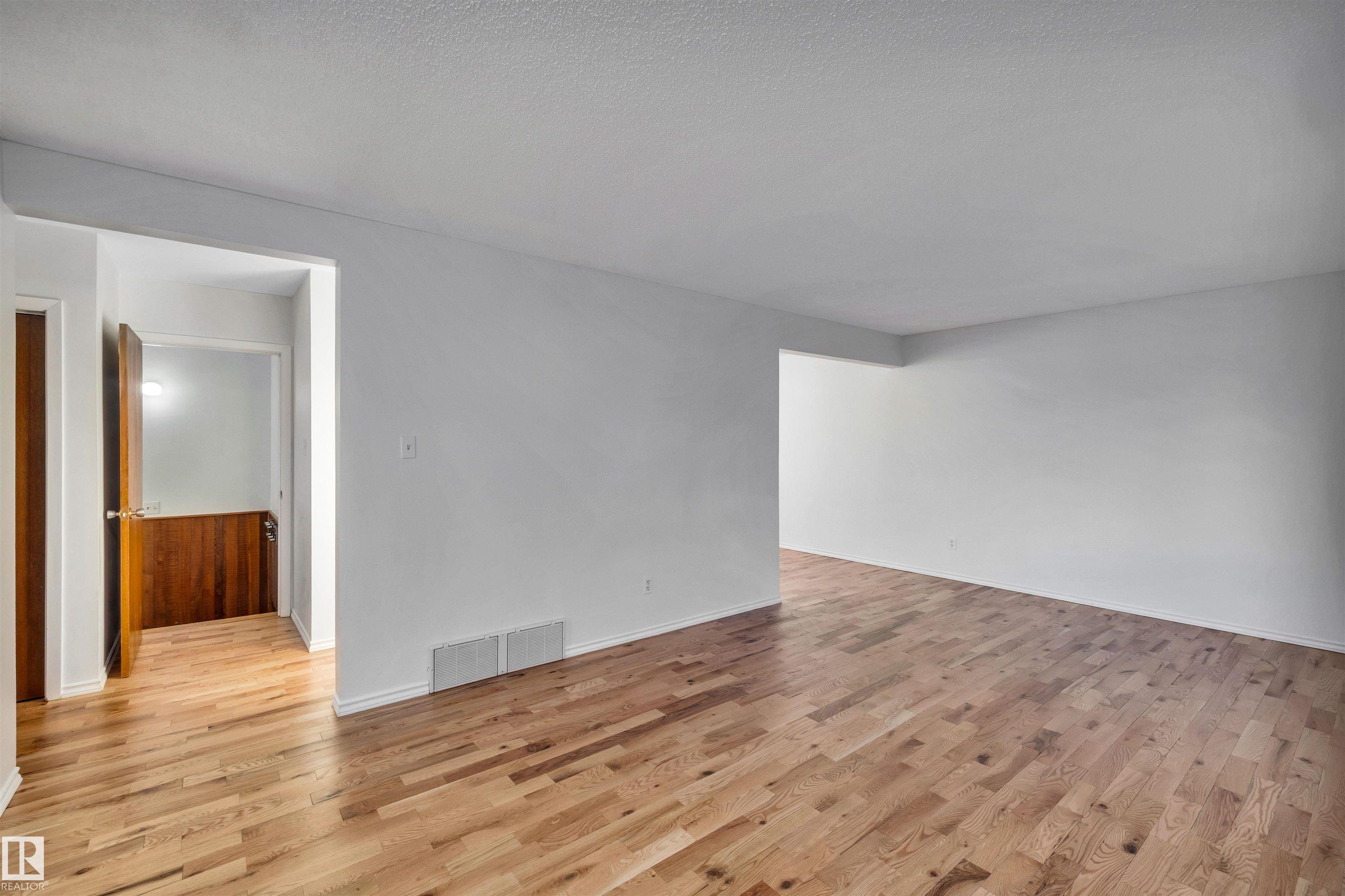 Picture for 11231 41 AV NW