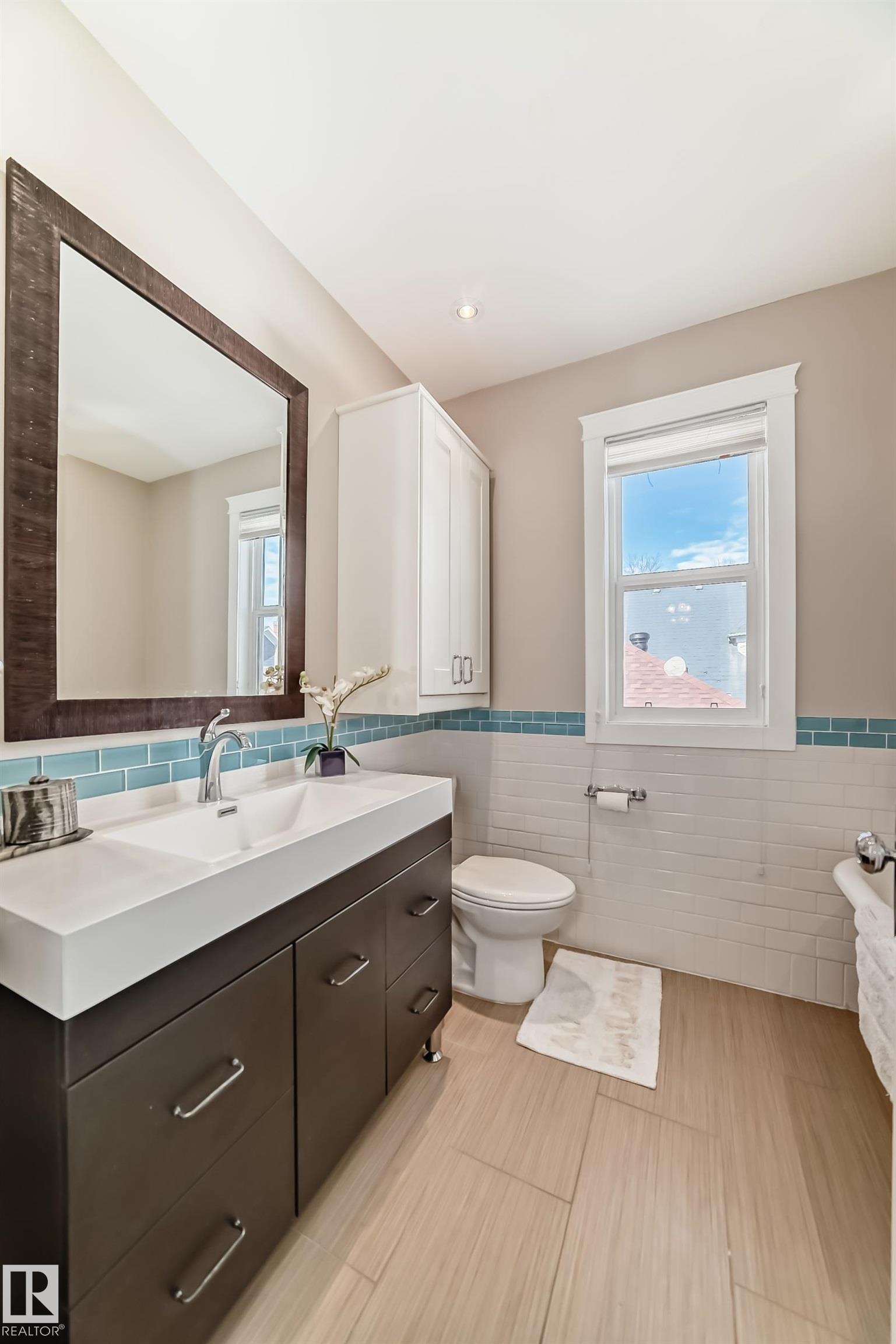 Photo 36 at 10989 125 Street NW, Westmount, Edmonton