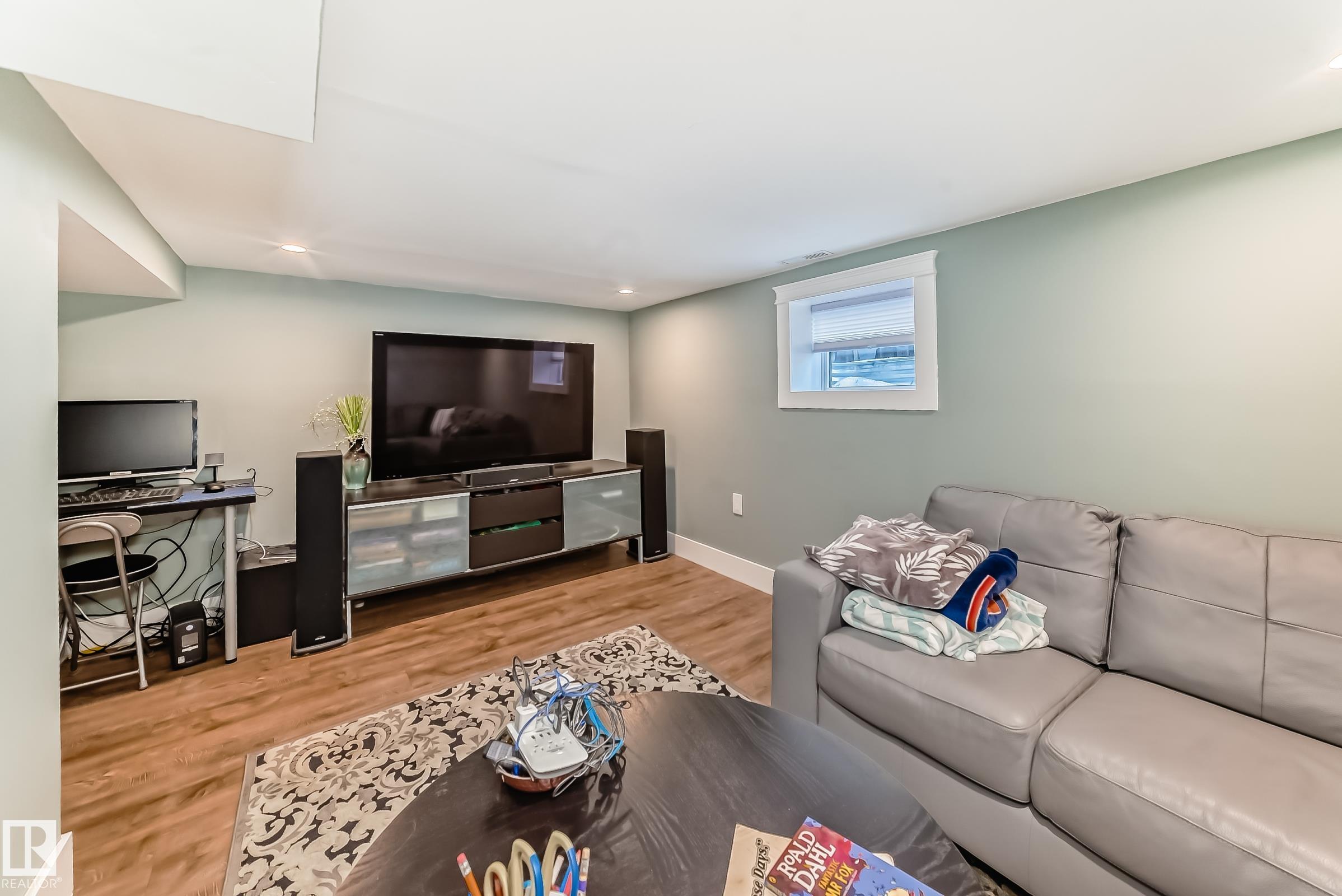 Photo 41 at 10989 125 Street NW, Westmount, Edmonton